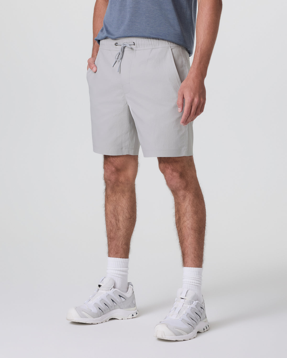 Cascade Crinkle Elastic Waist Short Classic Fit 8" Fog | Vuori