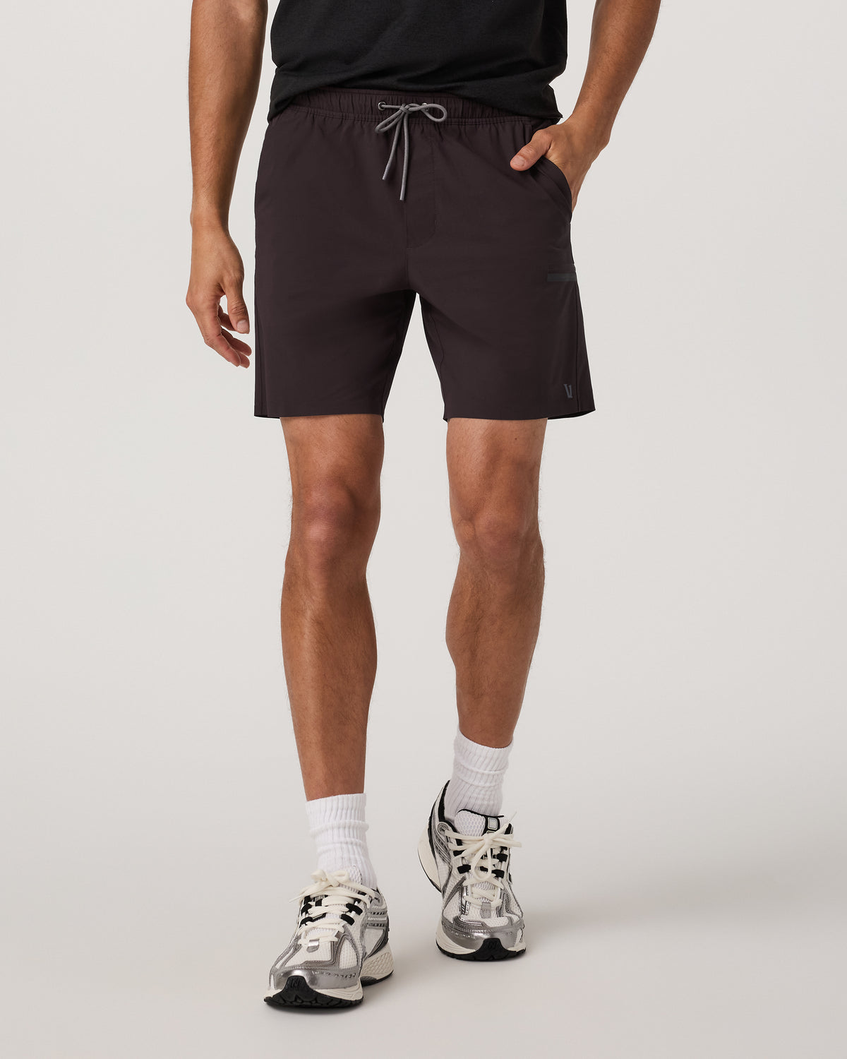 Grafton Short Unlined 7" Men's Raisin Training Shorts | Vuori Clothing