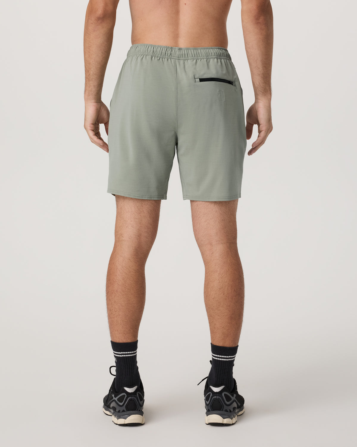 Elevate Kore Short Lined 7" Men's Agave Shorts | Vuori Online