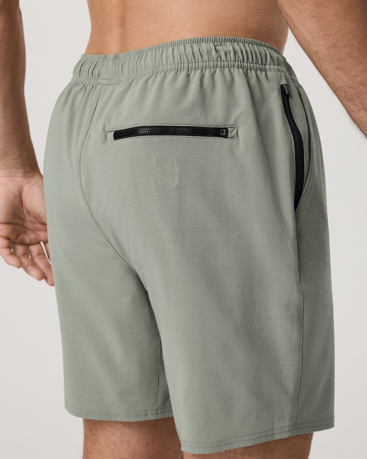 Elevate Kore Short Lined 7" Men's Agave Shorts | Vuori Online