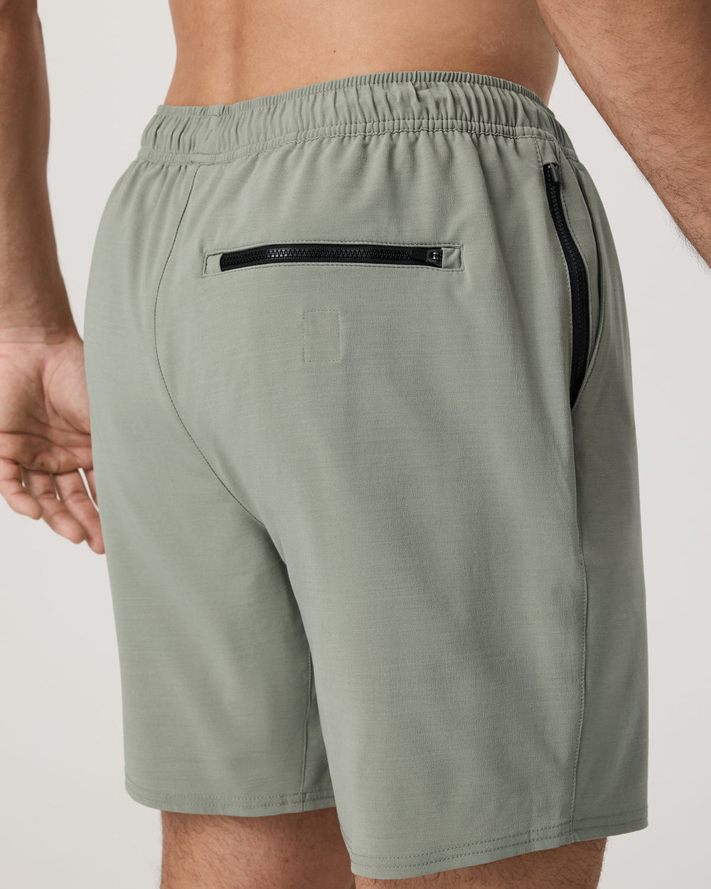 Elevate Kore Short Lined 7" Men's Agave Shorts | Vuori Online