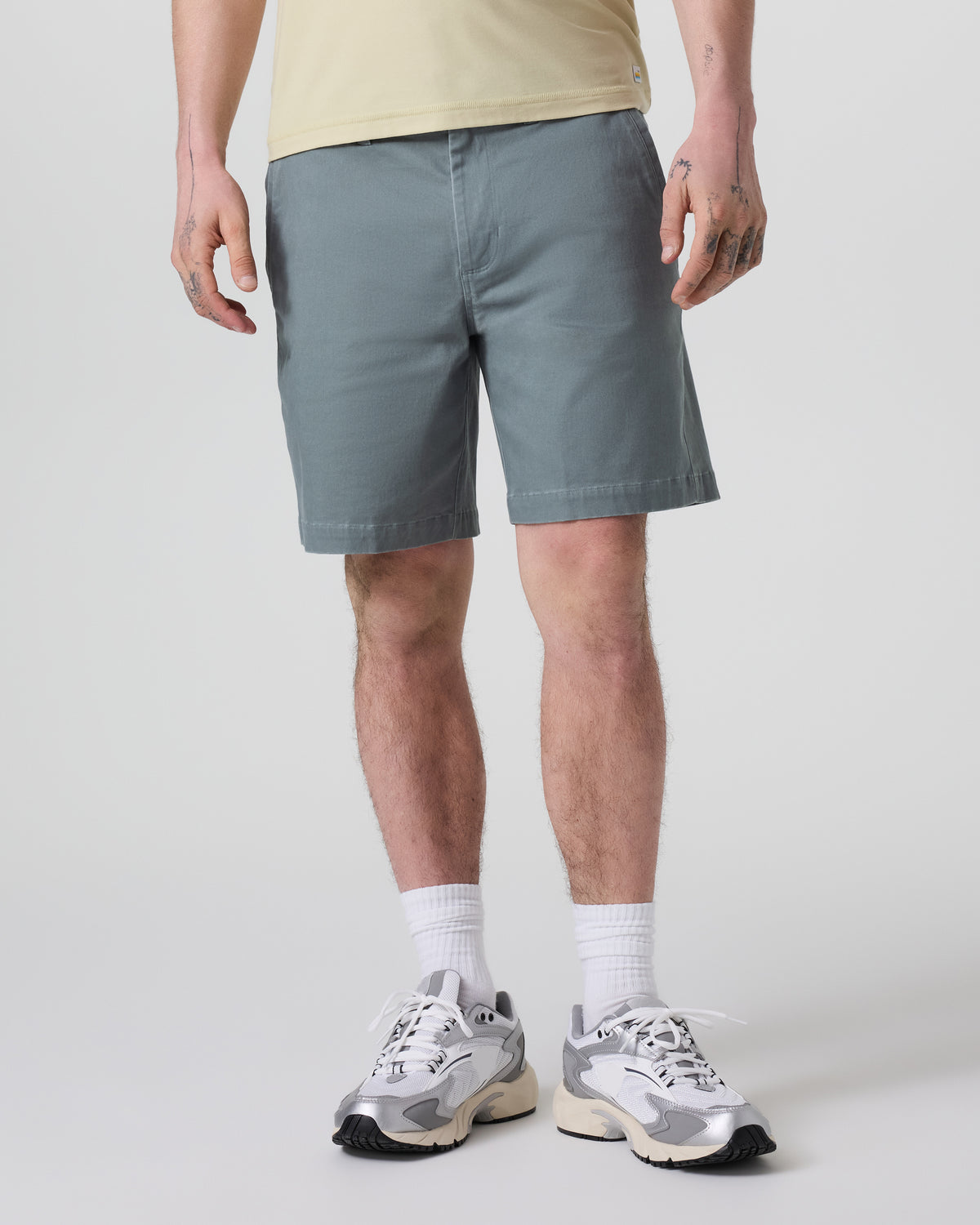 Fletcher Short Classic Fit 8" Dusty Blue | Vuori Outlet