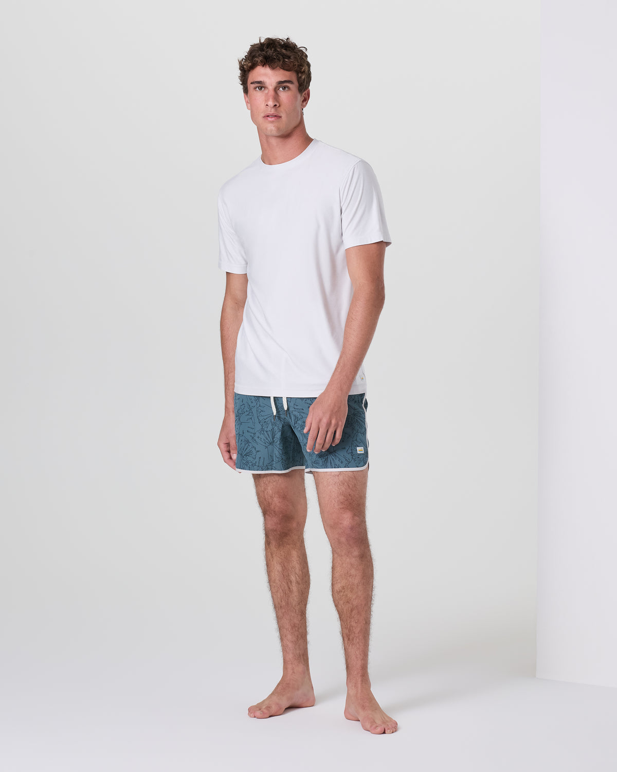 Banks Short 5" Deep Sea Lily Active Shorts | Vuori