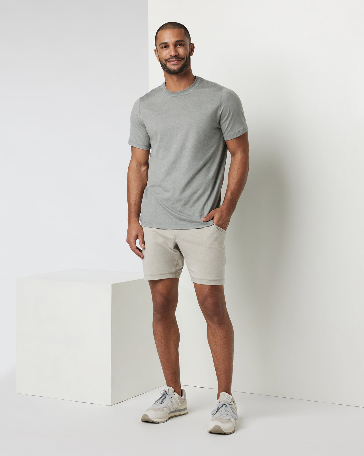 Ponto Short Men's Dark Salt Heather Jogger Shorts | Vuori Sale