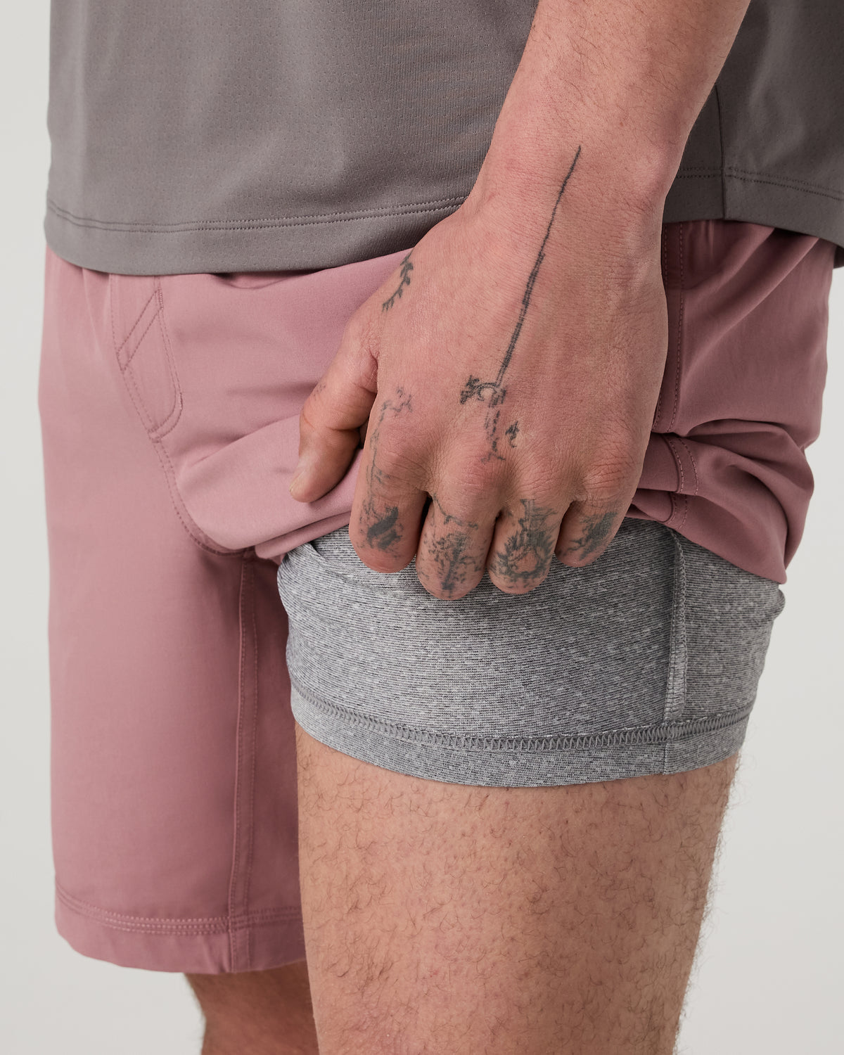 Kore Short Lined 7" Men's Summer Red Athletic Shorts | Vuori Online