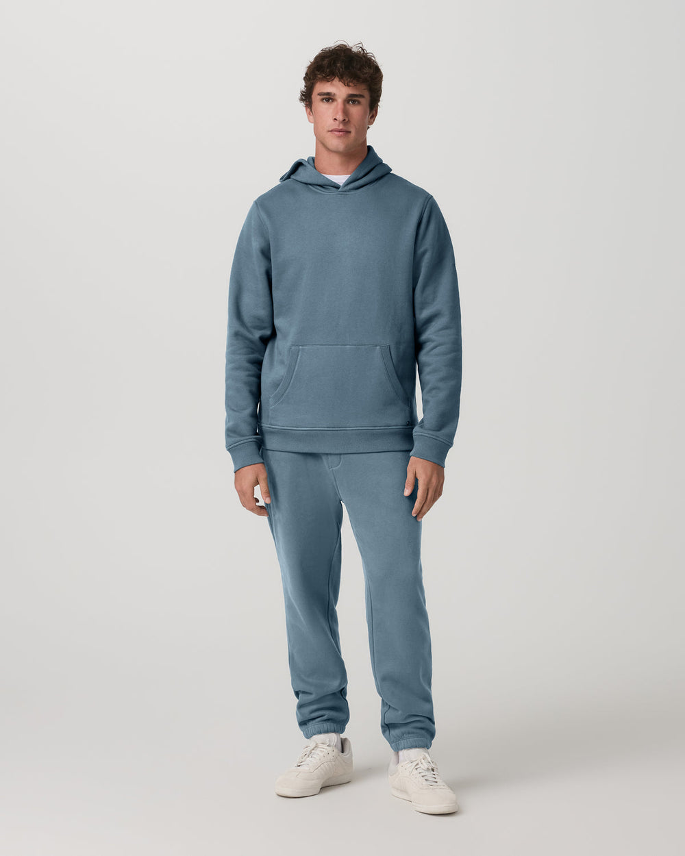 Seaside Pullover Hoodie Blue Sea Heavyweight Hoodie | Vuori Outlet