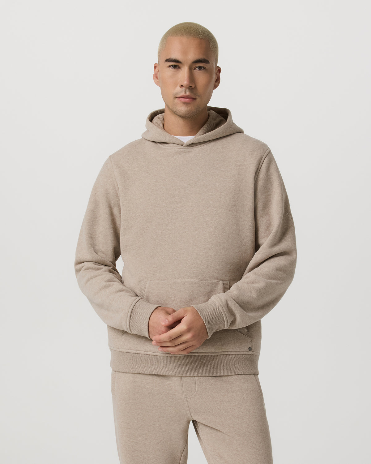 Seaside Pullover Hoodie Men's Acorn Heather Hoodie | Vuori Clothing