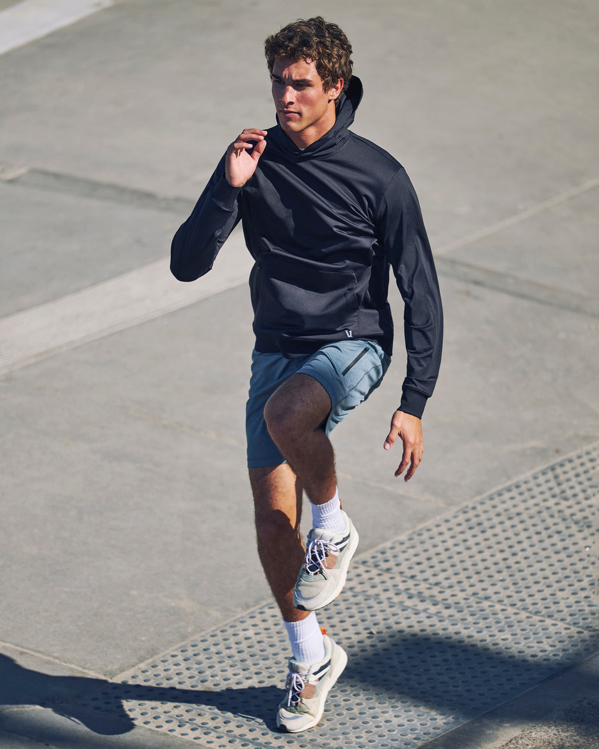 Sunday Hoodie 2.0 Men's Black Athletic Fit Hoodie | Vuori