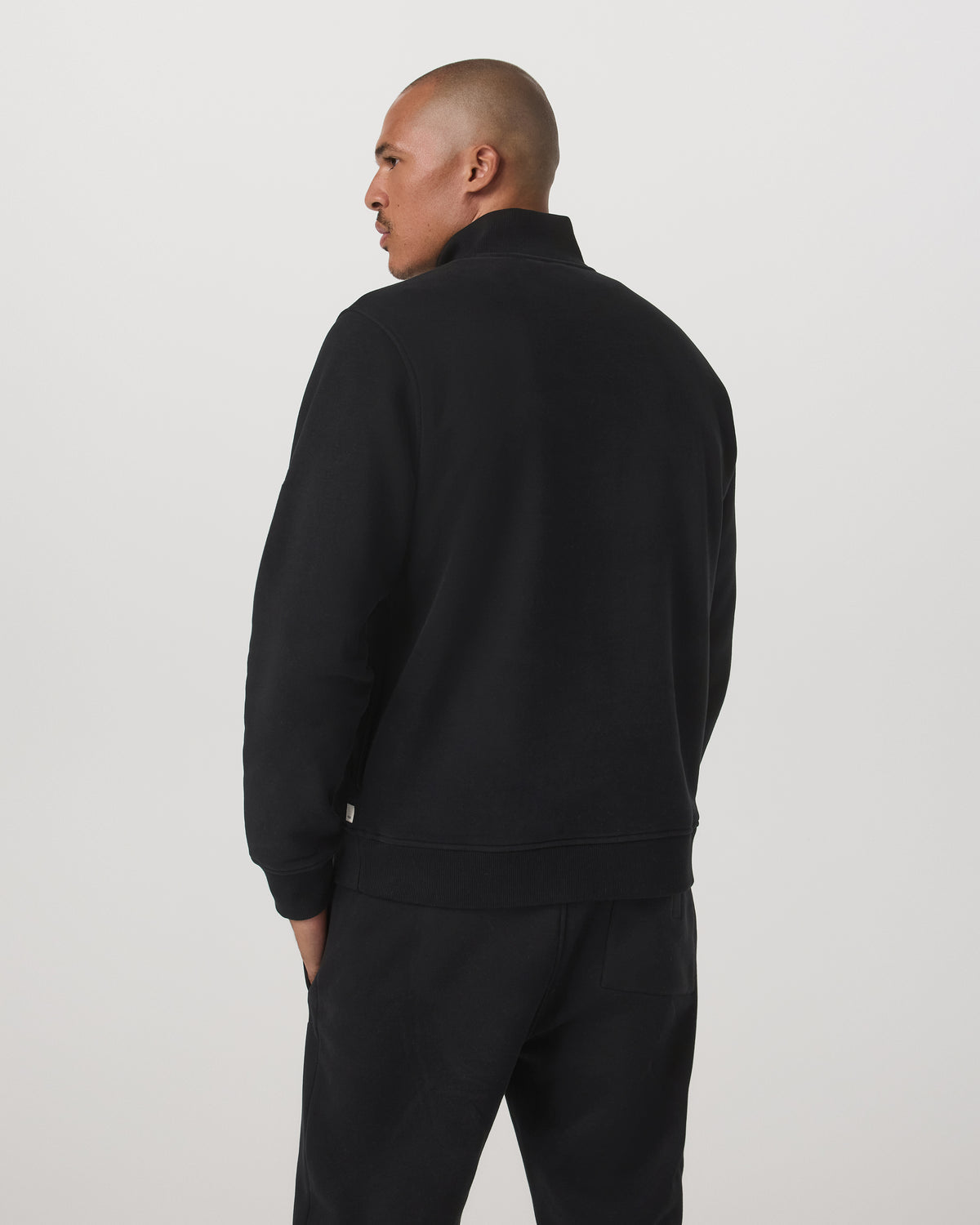 Seaside 1/2 Zip Classic Men's Black Pullover | Vuori Outlet