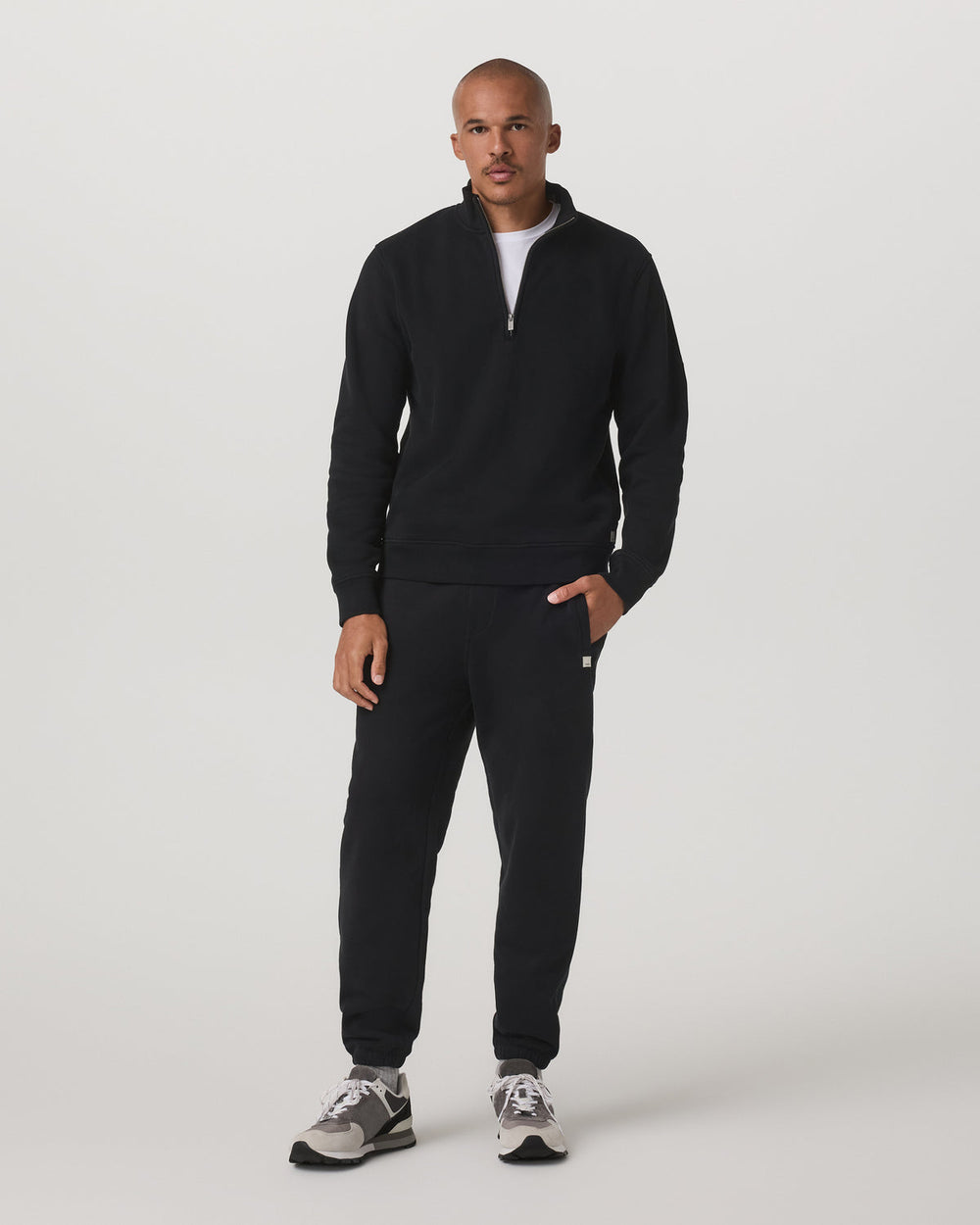 Seaside 1/2 Zip Classic Men's Black Pullover | Vuori Outlet