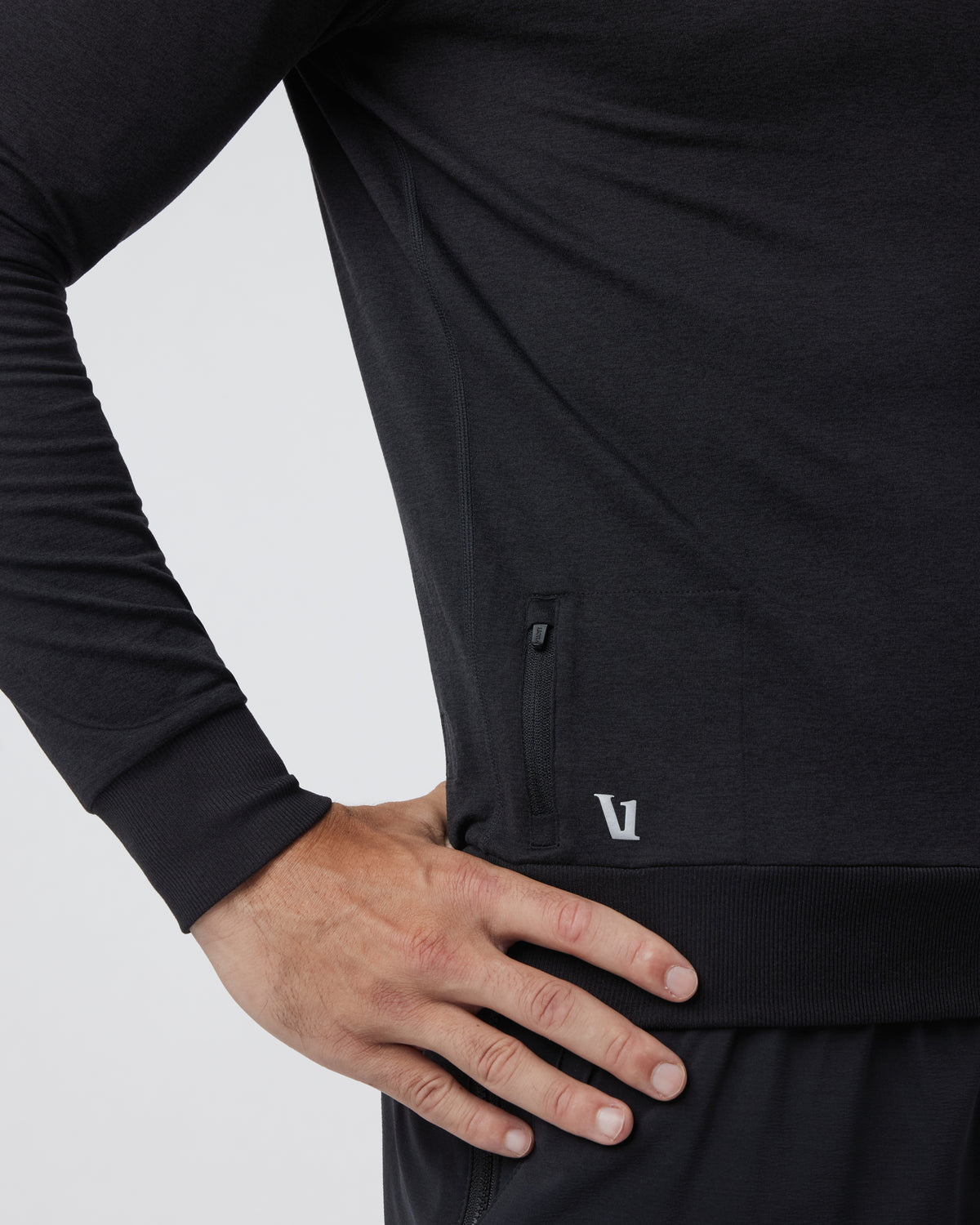 Ponto Performance Crew Men's Black Pullover | Vuori Clothing