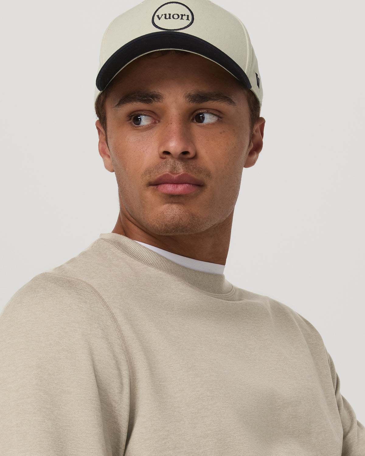 Ponto Performance Crew Men's Truffle Heather Crew Neck | Vuori Clothing