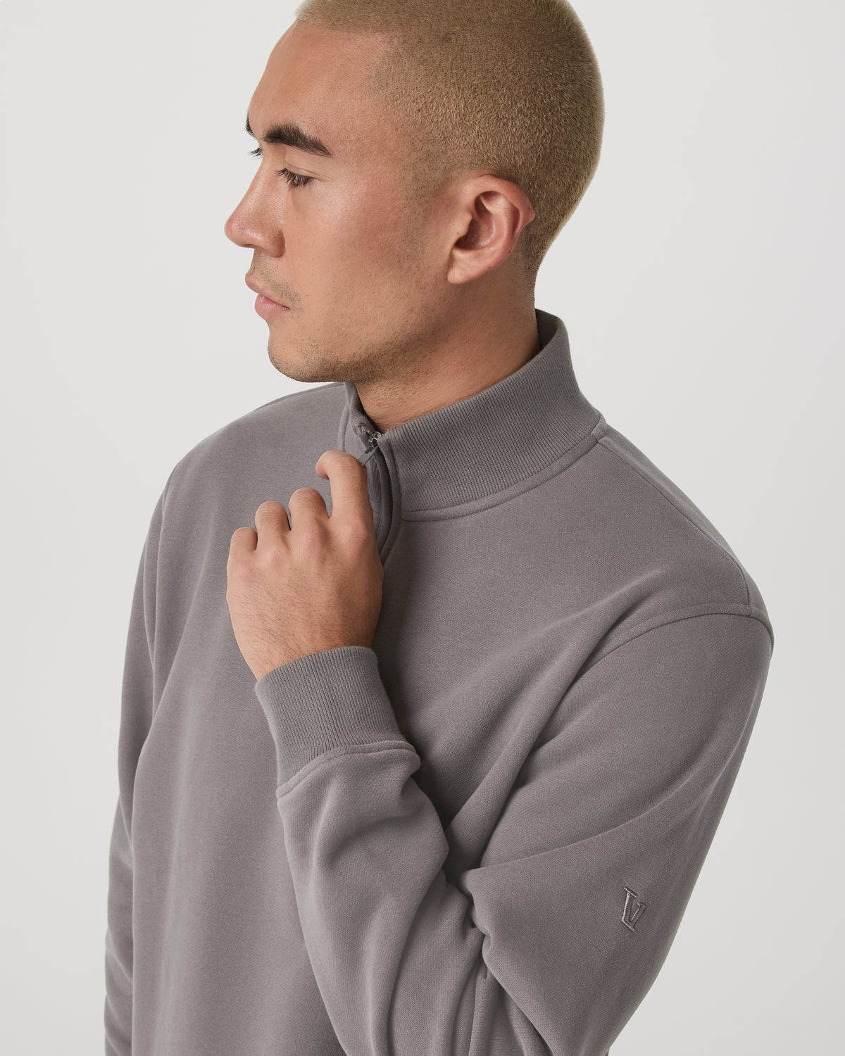 Seaside 1/2 Zip Classic Men's Cavern Grey Pullover | Vuori
