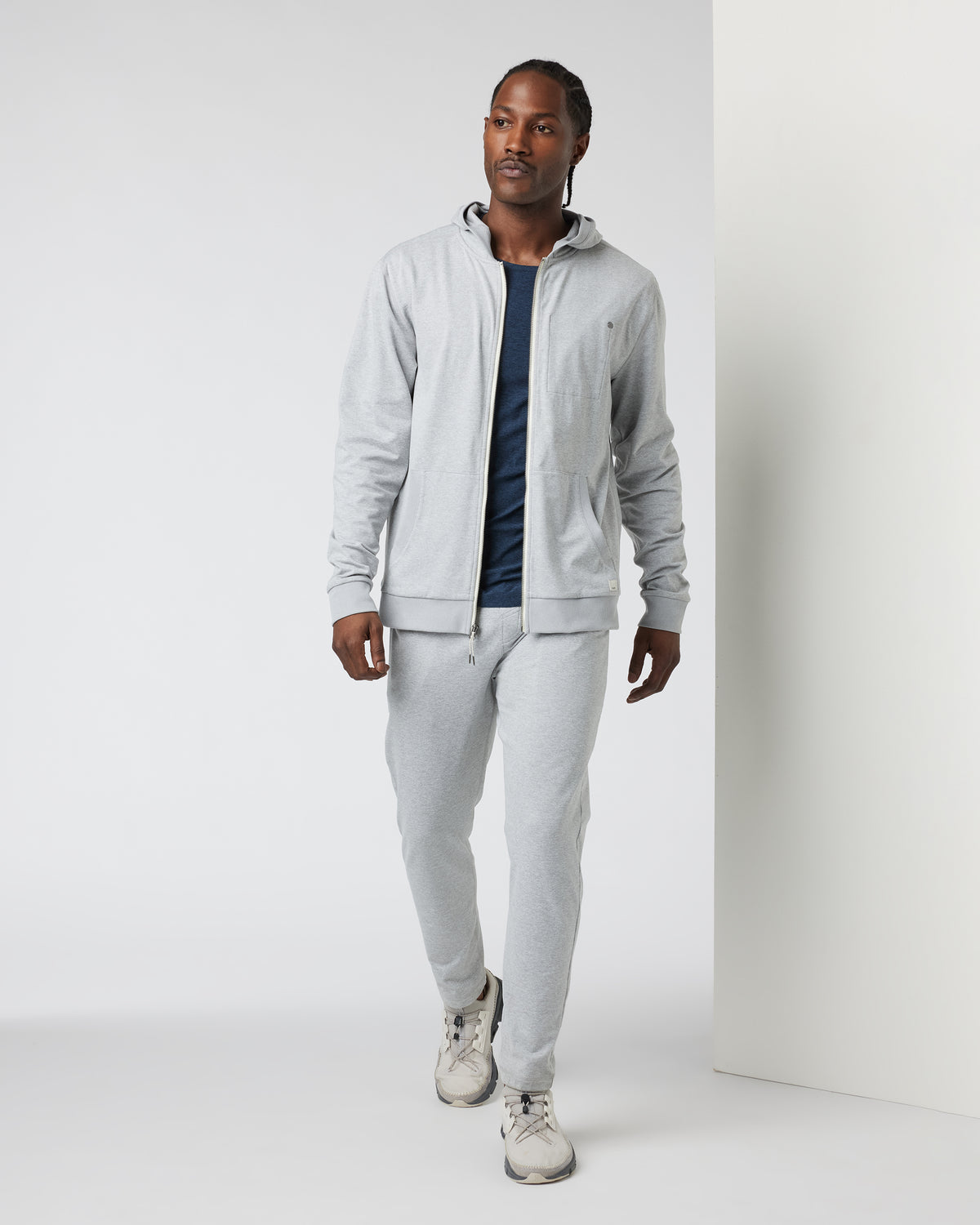 Coronado Hoodie Men's Heather Grey Hoodie | Vuori