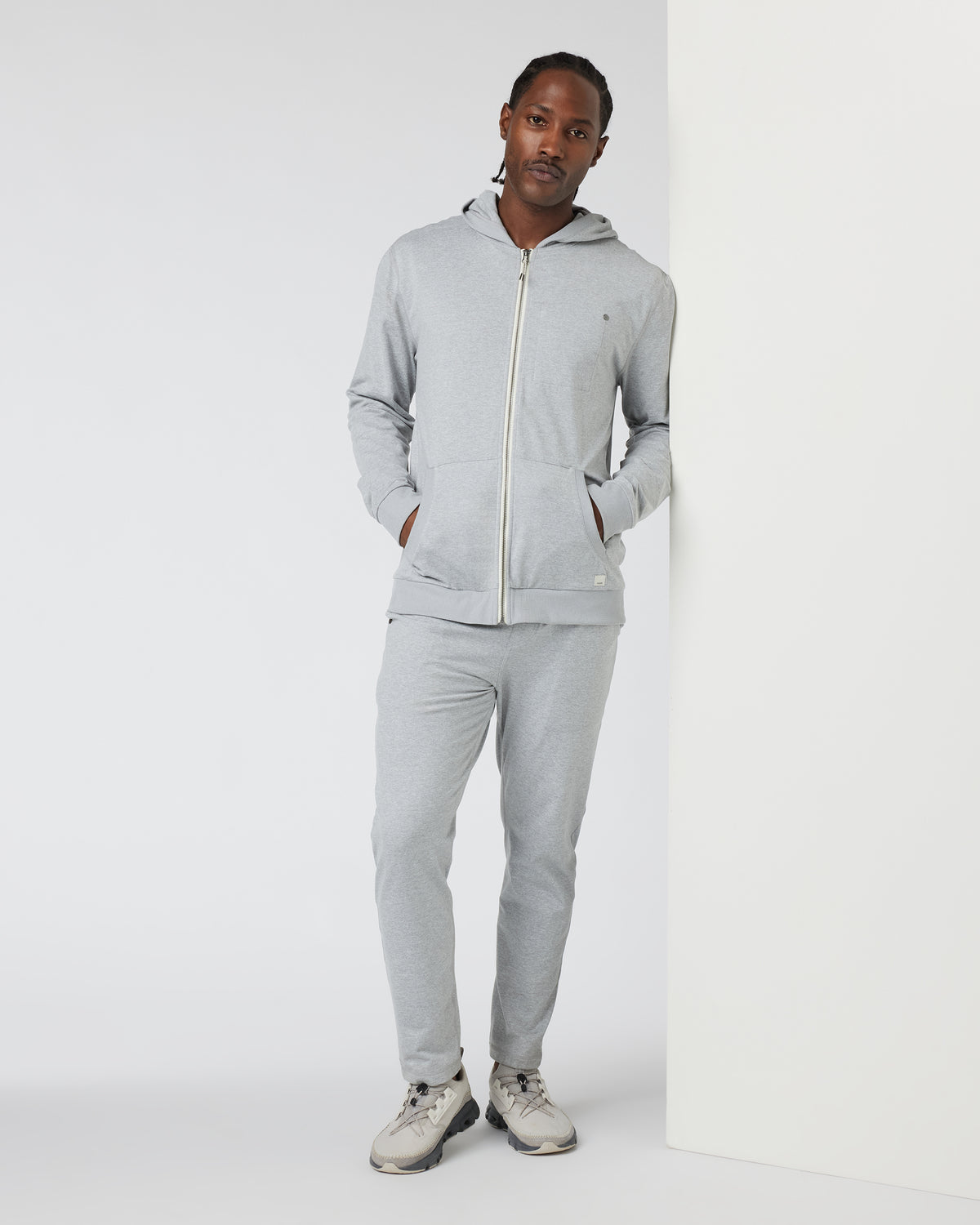 Coronado Hoodie Men's Heather Grey Hoodie | Vuori