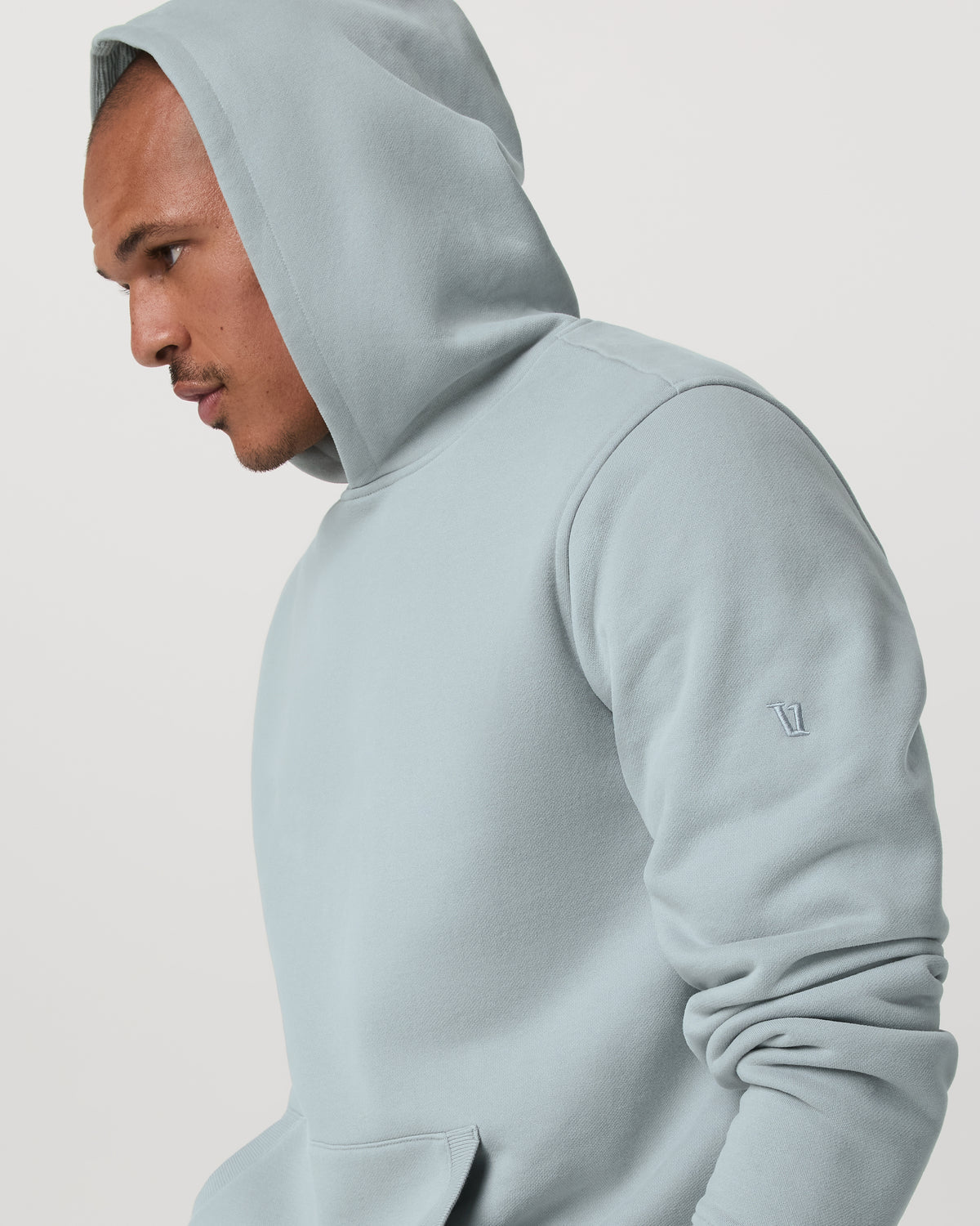 Seaside Pullover Hoodie Men's Blue Haze Pullover Hoodie | Vuori For sale