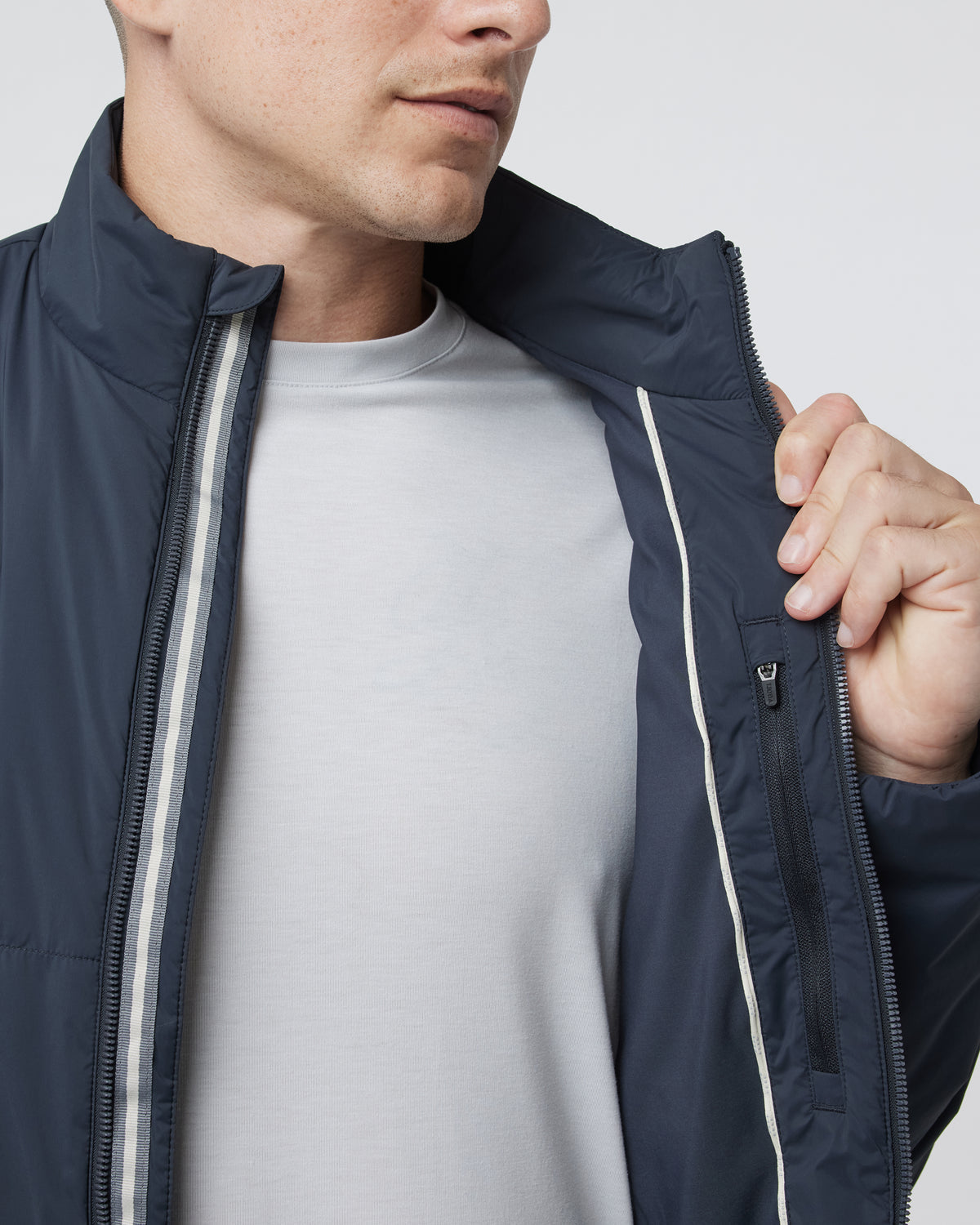 Echo Insulated Jacket 2.0 Navy Lightweight Jacket | Vuori For sale
