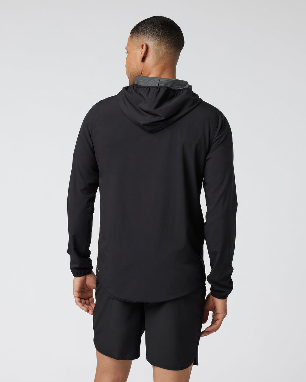 Outdoor Trainer Shell Men's Black Trainer Jacket | Vuori