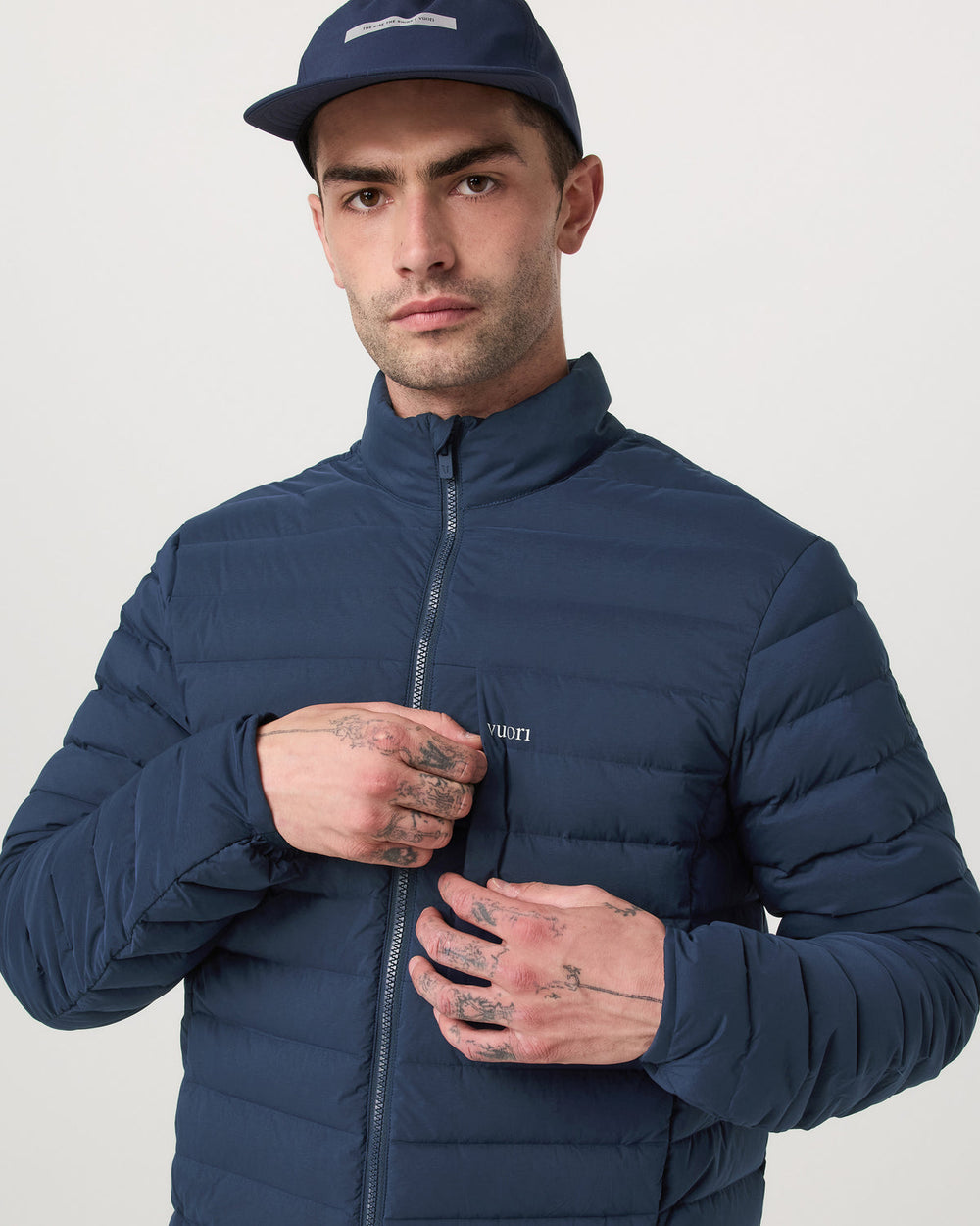 Men's Steadfast Insulated Full Zip Jacket Blue Coast | Vuori Online