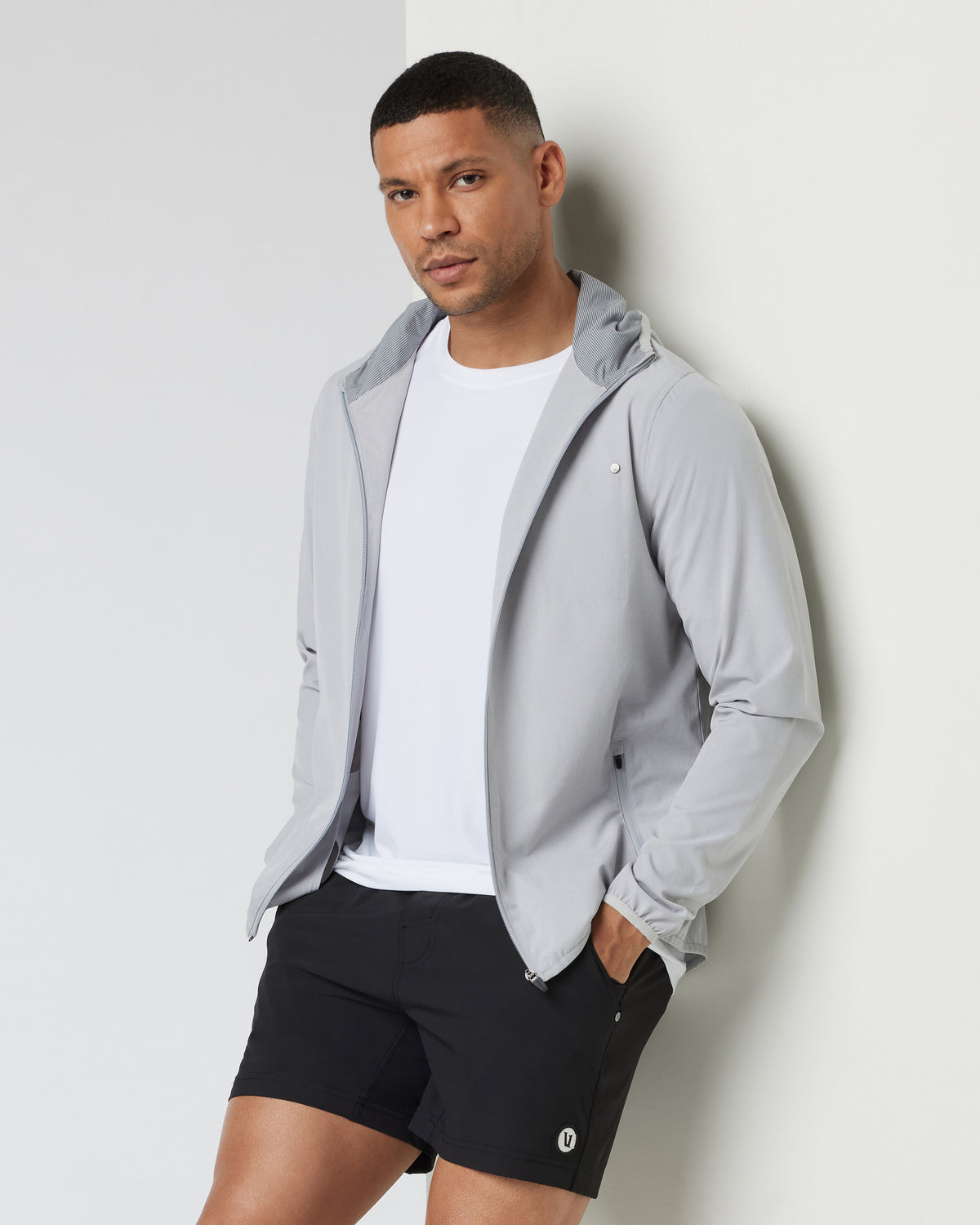 Outdoor Trainer Shell Platinum Linen Texture | Vuori Outlet