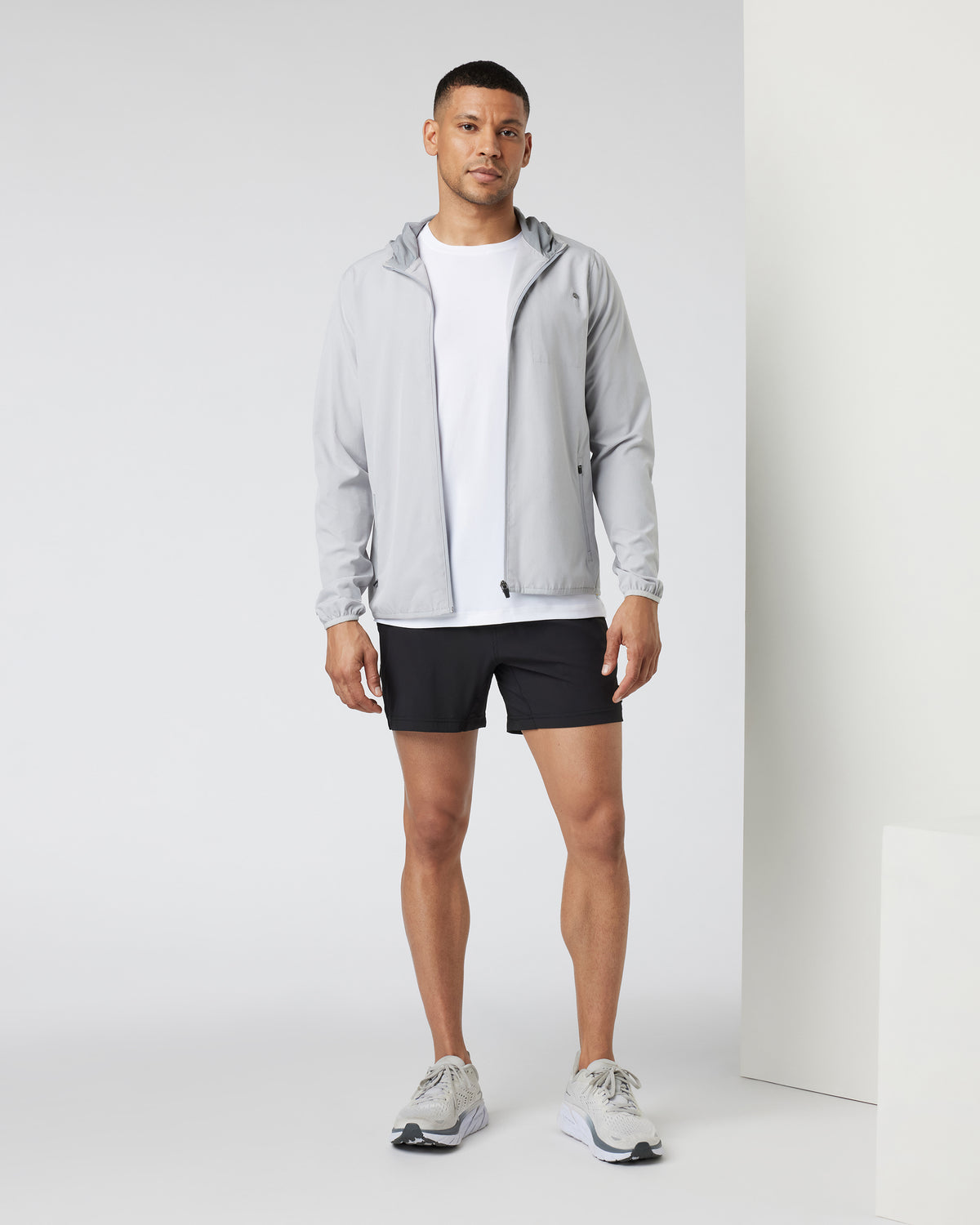 Outdoor Trainer Shell Platinum Linen Texture | Vuori Outlet