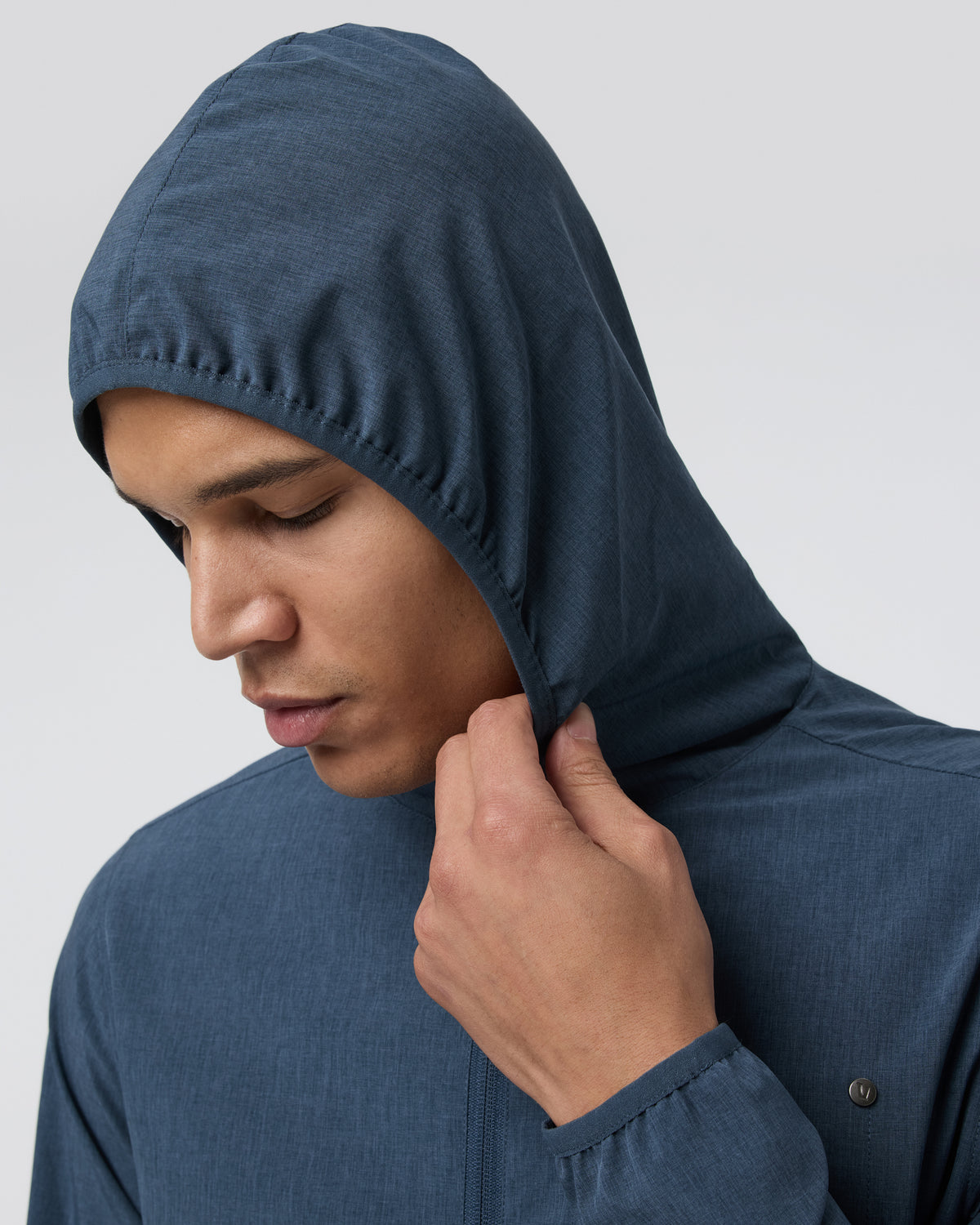 Outdoor Trainer Shell Pacific Linen Texture | Vuori Online