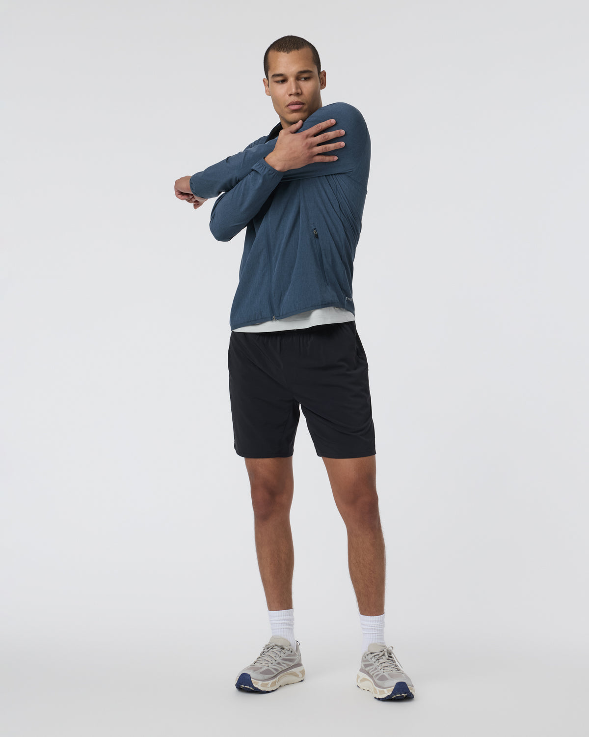 Outdoor Trainer Shell Pacific Linen Texture | Vuori Online