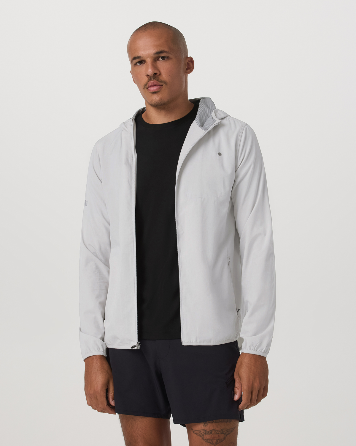 Outdoor Trainer Shell Men's Full-Zip Grey Mist Jacket | Vuori Online