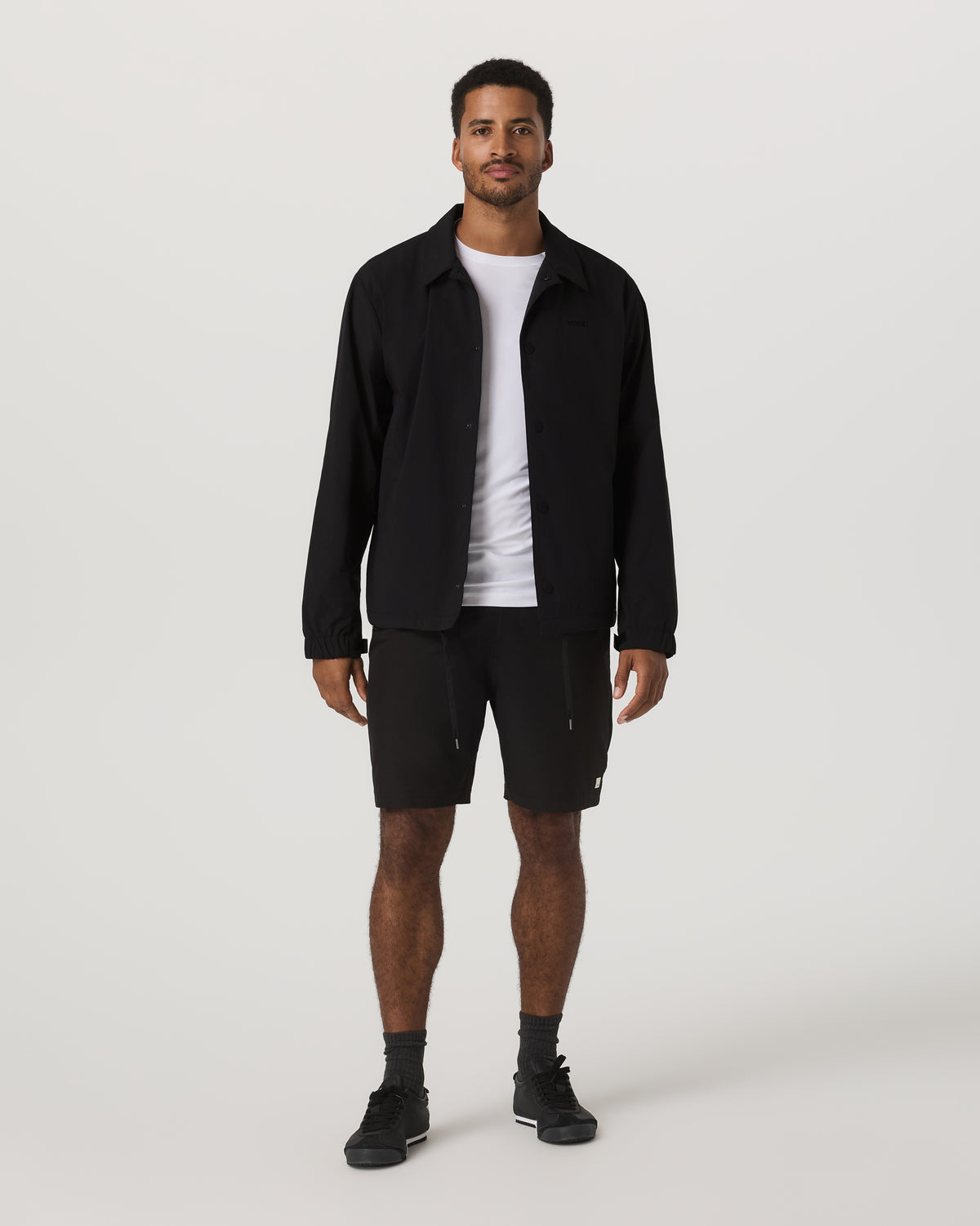 V1 Coach Jacket Men's Black Vintage Style Jacket | Vuori Online