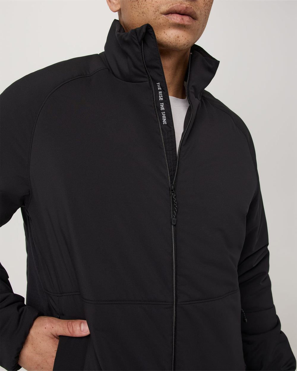 Malin Hybrid Jacket Men's Classic Fit Black Jacket | Vuori Online