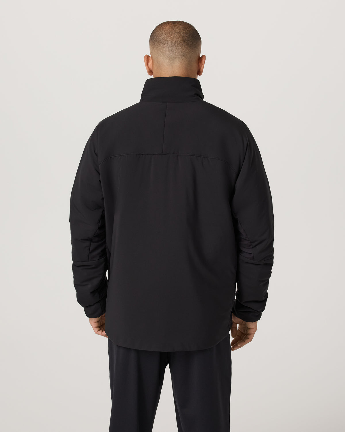 Malin Hybrid Jacket Men's Classic Fit Black Jacket | Vuori Online