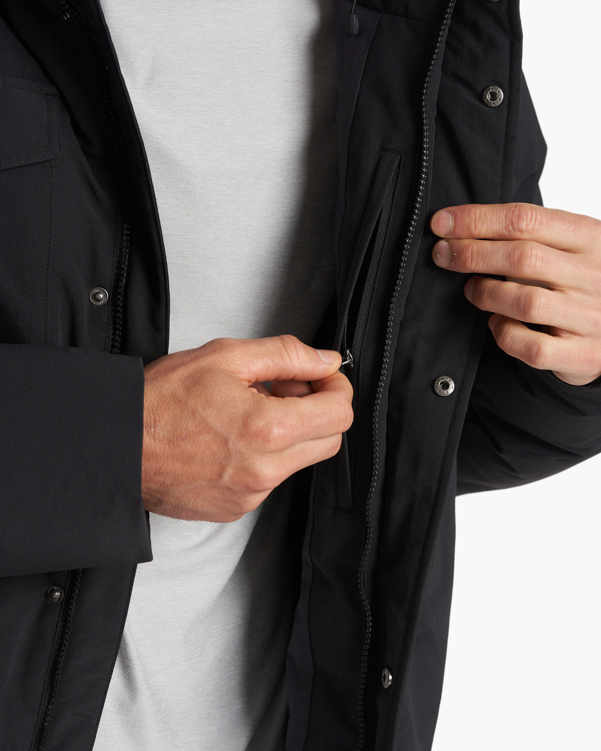 Northmost Insulated Parka Men's Black Down Parka | Vuori On sale