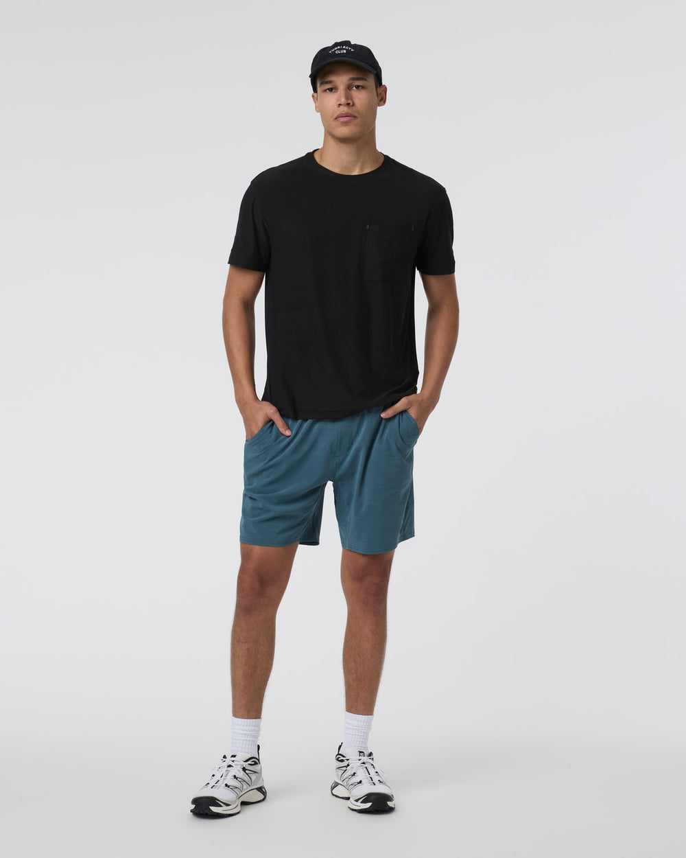 Short Sleeve Strato Pocket Tee - Relaxed Fit Black | Vuori Clothing