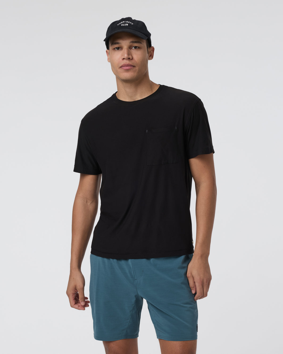 Short Sleeve Strato Pocket Tee - Relaxed Fit Black | Vuori Clothing