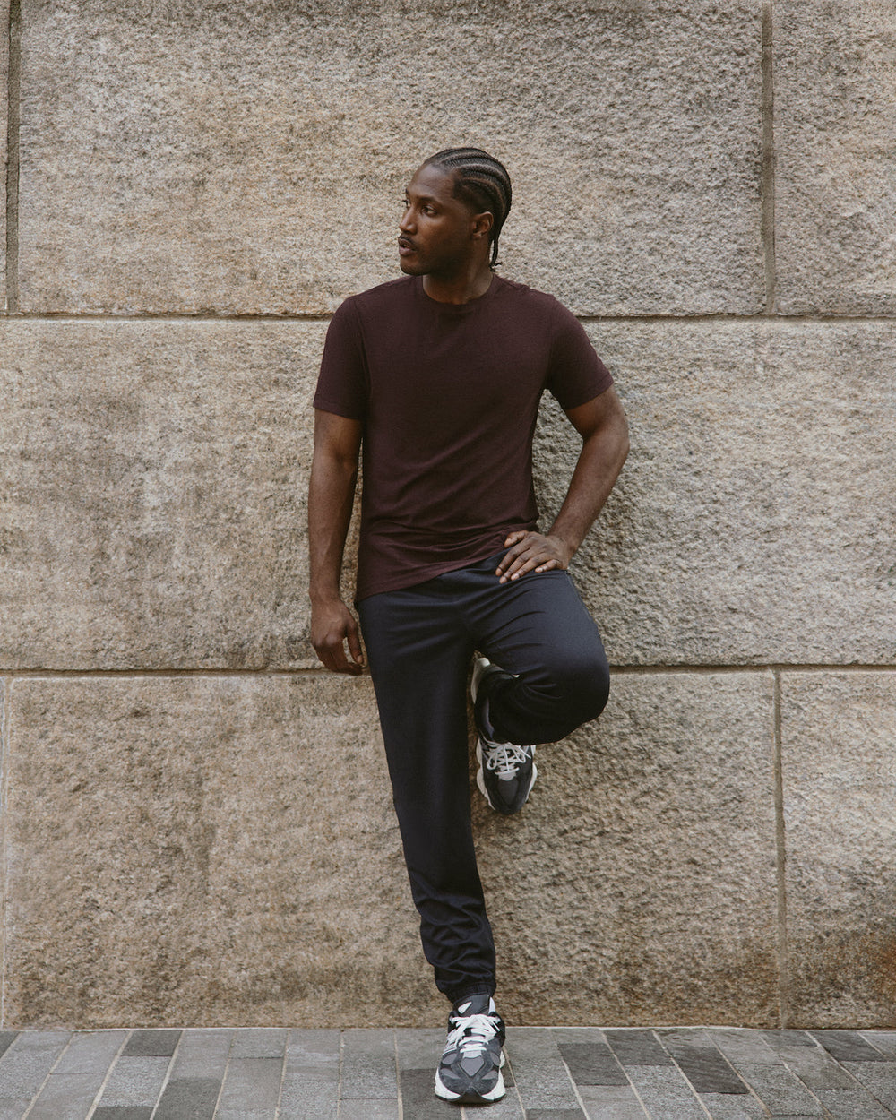 Strato Tech Tee Men's Raisin Heather Performance Shirt | Vuori Online