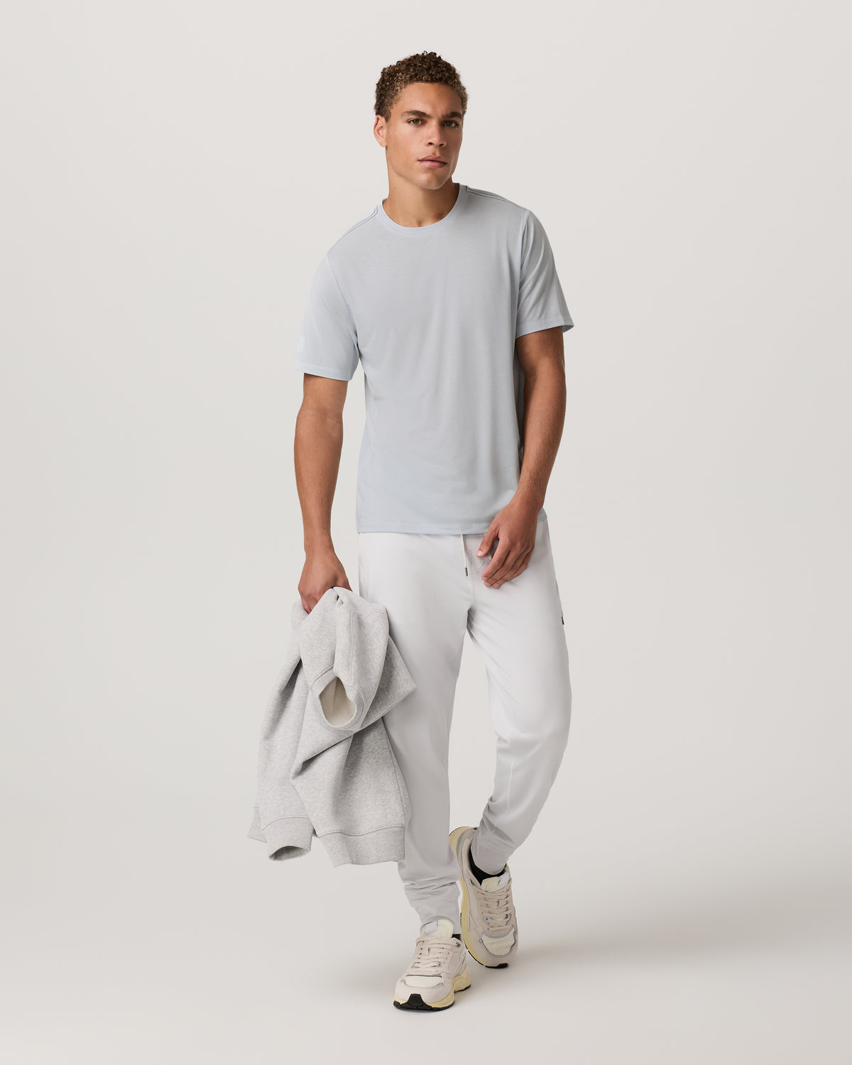 Current Tech Tee Men's Performance Shirt in Light Mist | Vuori
