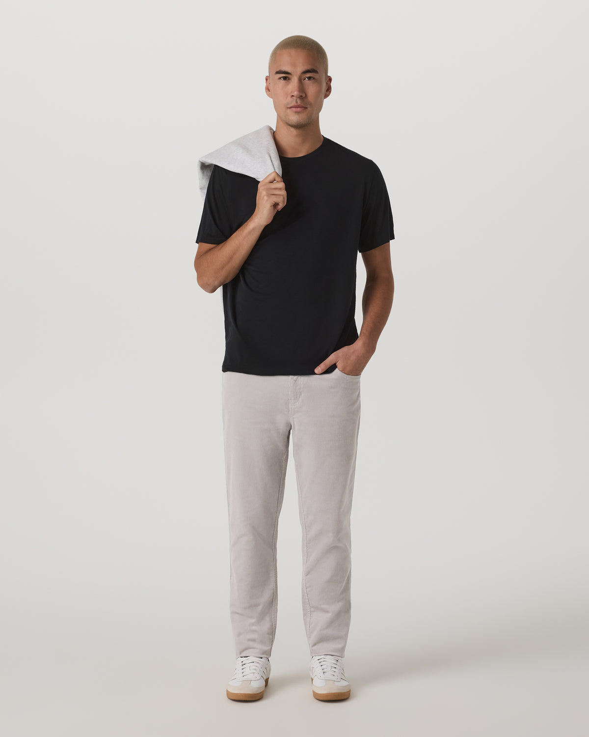 Short Sleeve Merino Wool Tee Men's Black Knit Shirt | Vuori