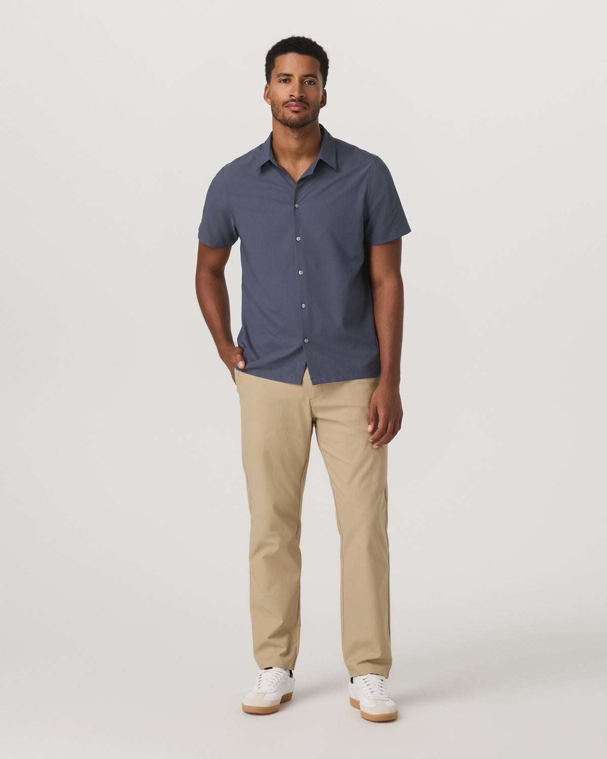 Short Sleeve Manhattan Button Down Men's Azure Shirt | Vuori Online