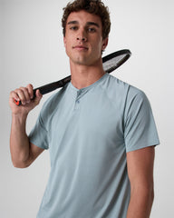 Short Sleeve Viewpoint Henley Mist | Vuori US