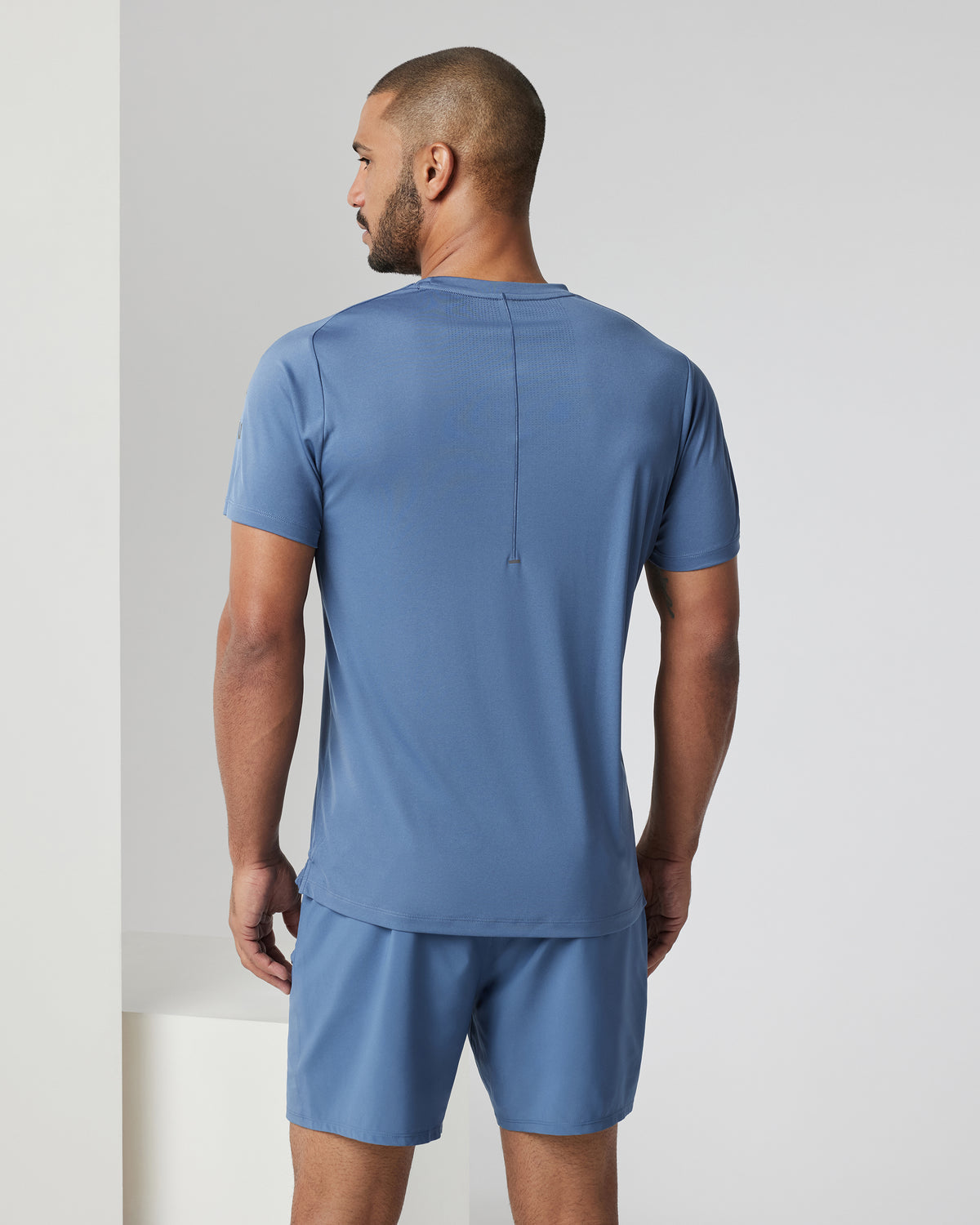 Terra Run Tee Men's Nautilus Running Shirt | Vuori Discount
