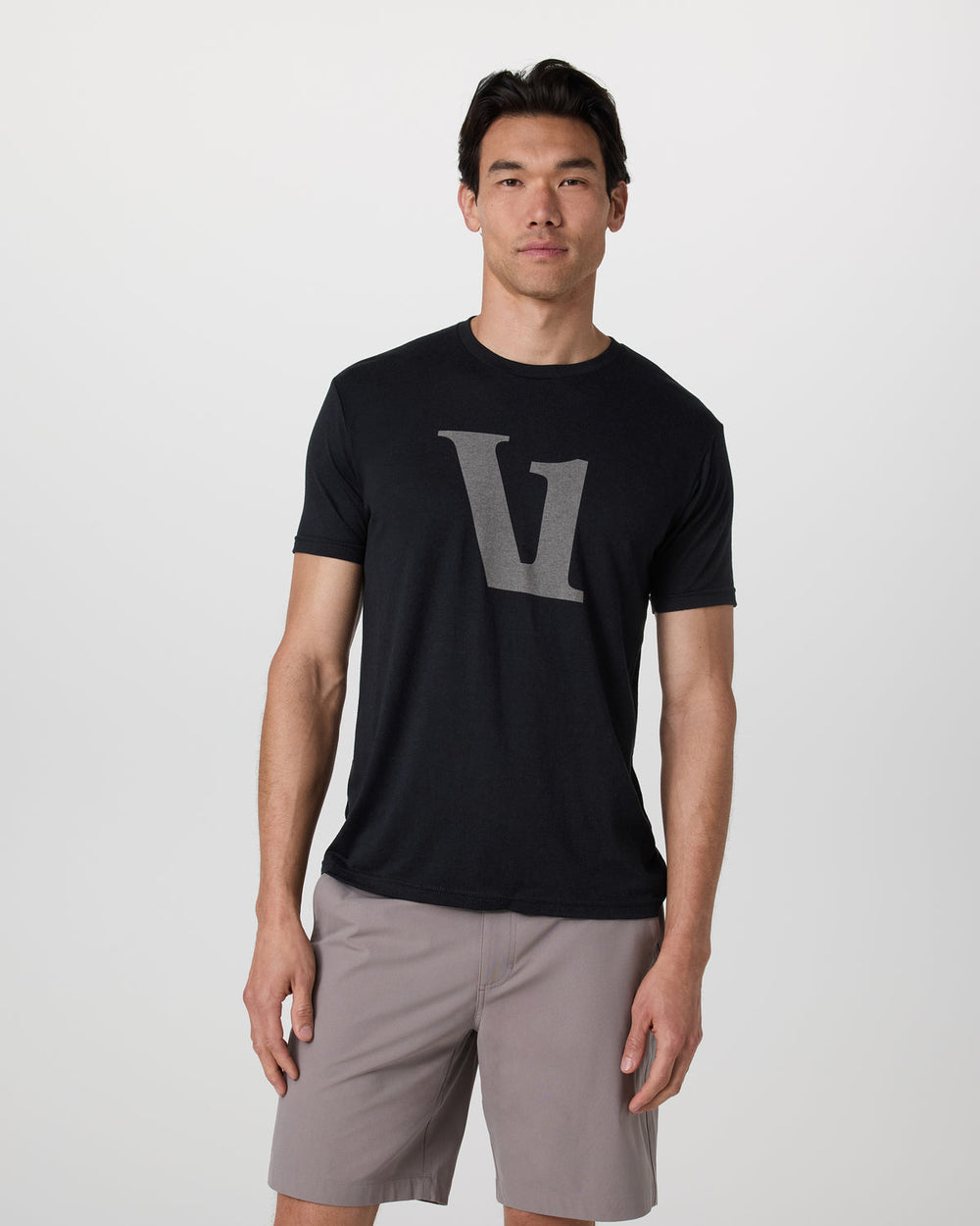V1 Logo Tee Men's Black Graphic Tee | Vuori Sale