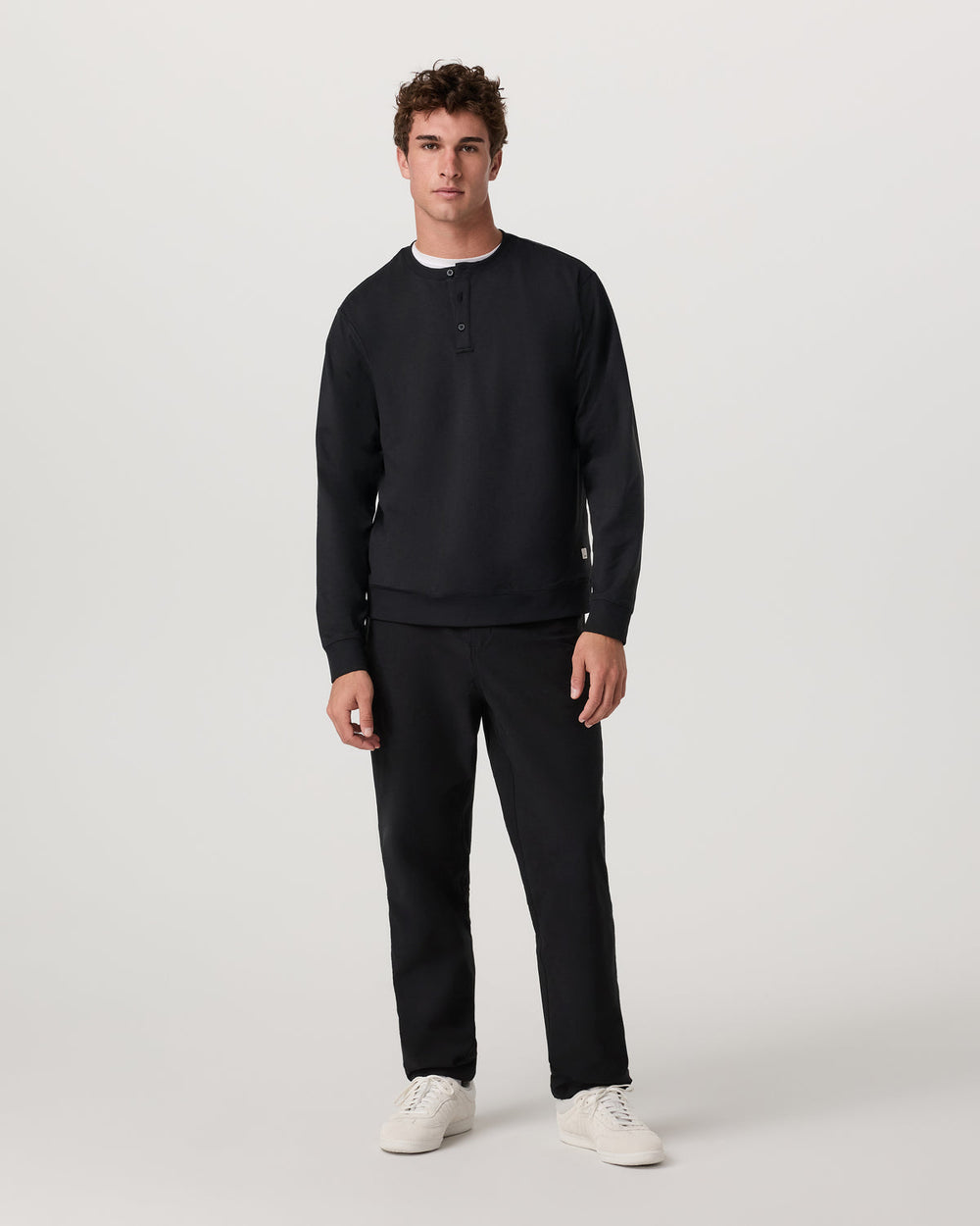 Long Sleeve Coronado Henley - Relaxed Black Heather | Vuori Outlet