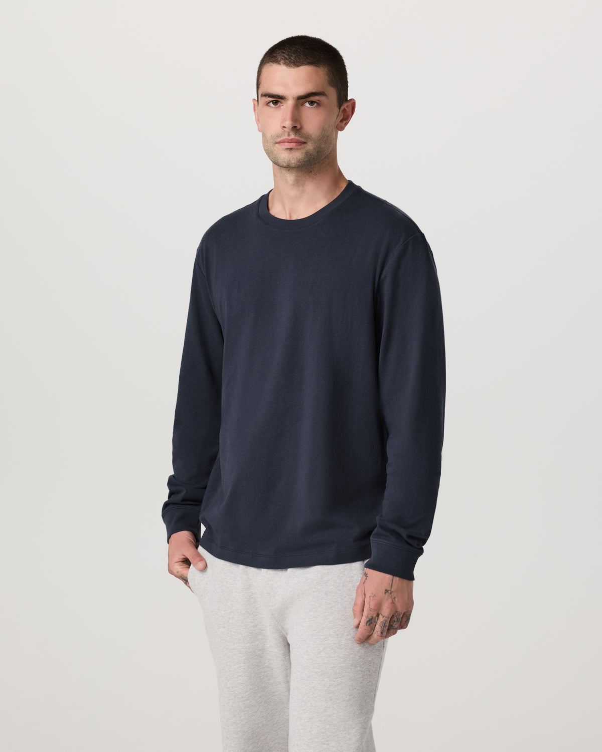 Long Sleeve Heavyweight Cotton Tee Men's Navy Shirt | Vuori