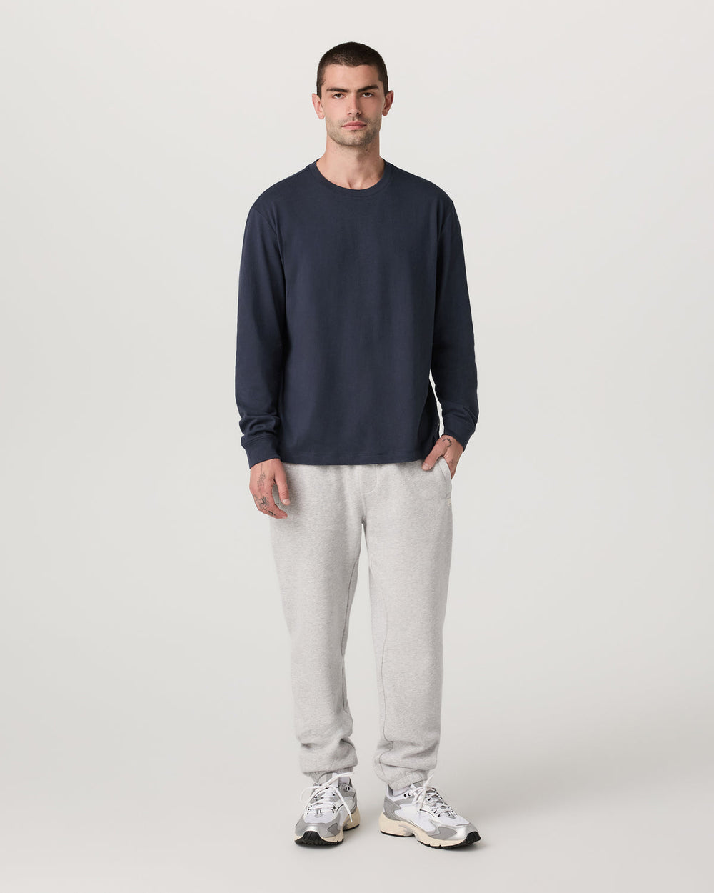 Long Sleeve Heavyweight Cotton Tee Men's Navy Shirt | Vuori