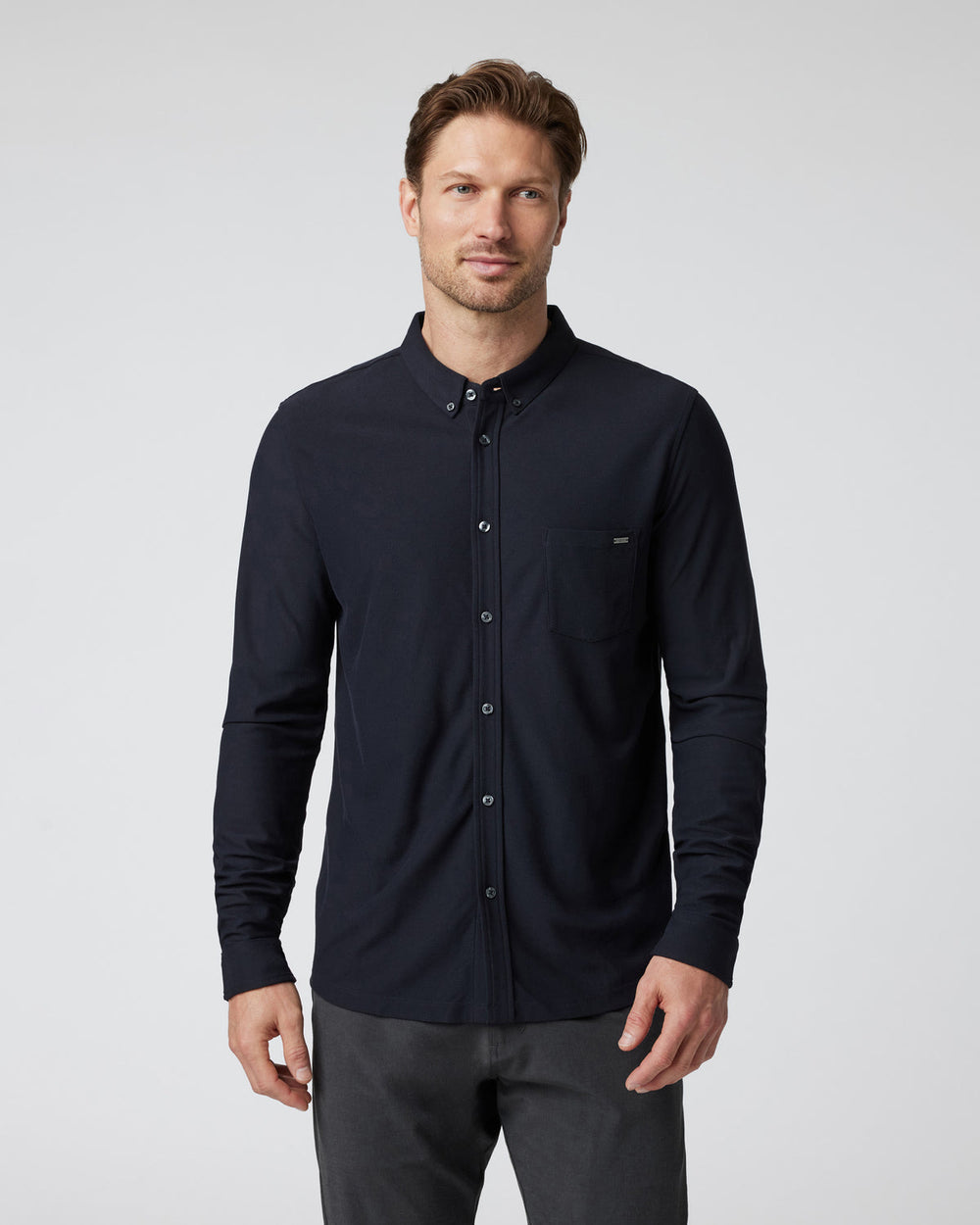 Long Sleeve Ace Button Down Men's Black Shirt | Vuori