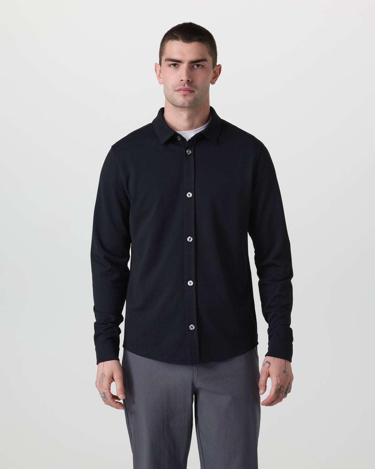 Long Sleeve North Beach Button Down Black | Vuori On sale