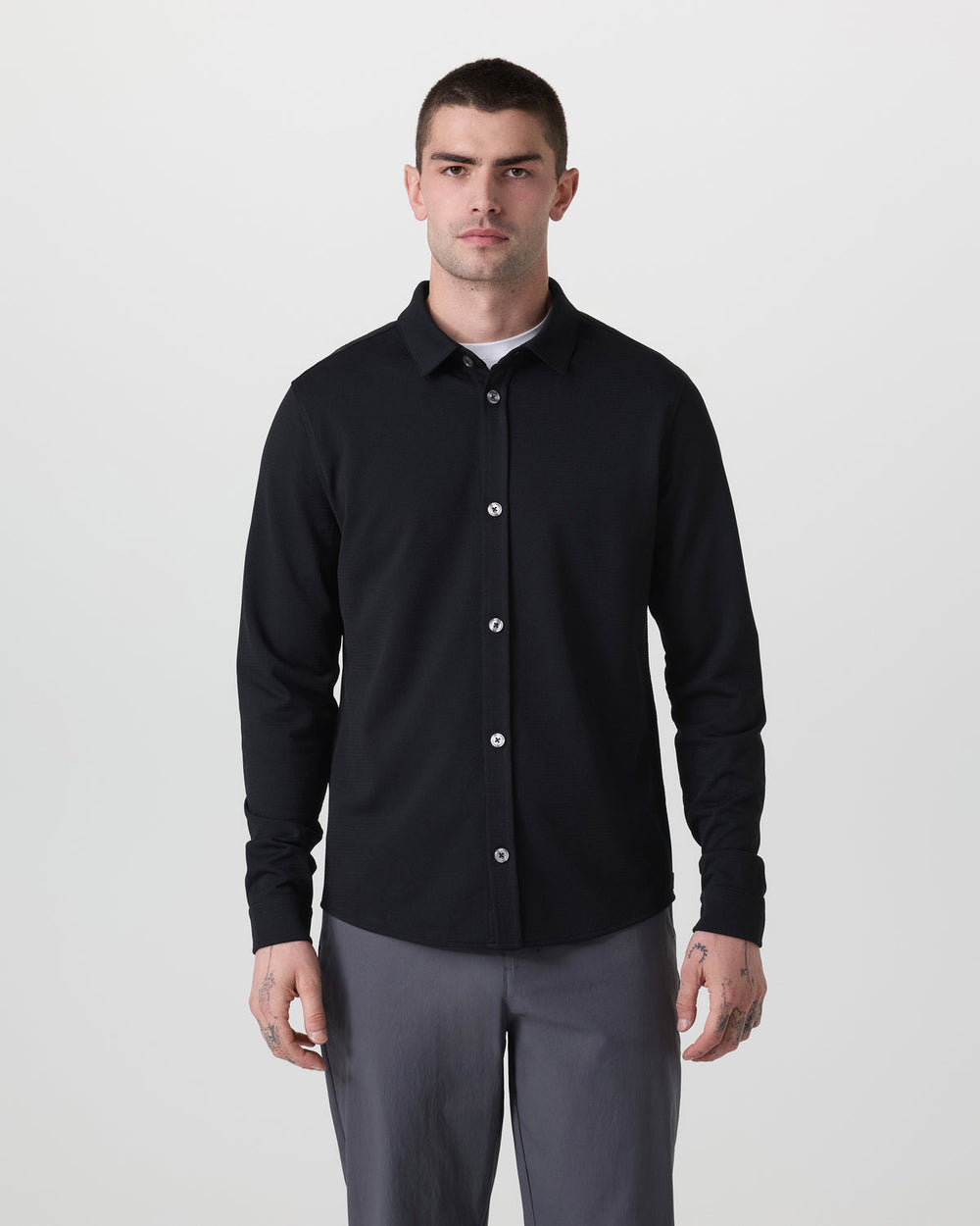Long Sleeve North Beach Button Down Black | Vuori On sale