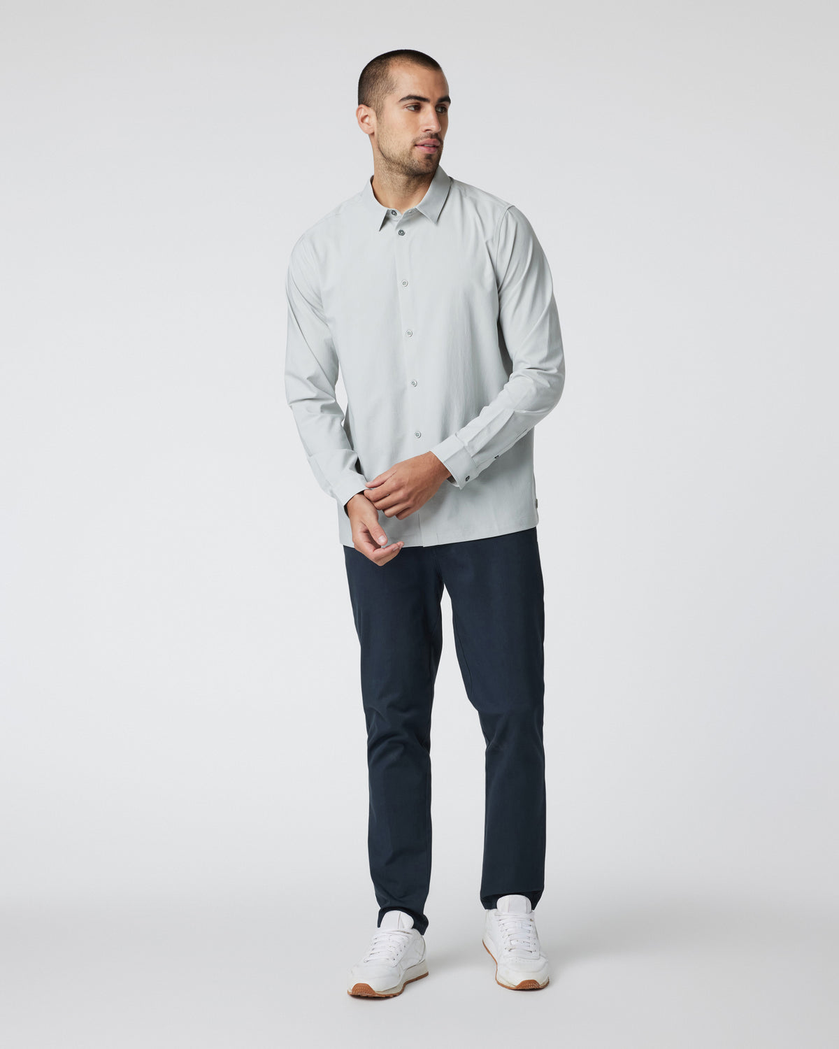 Long Sleeve Manhattan Button Down Sky Grey | Vuori For sale
