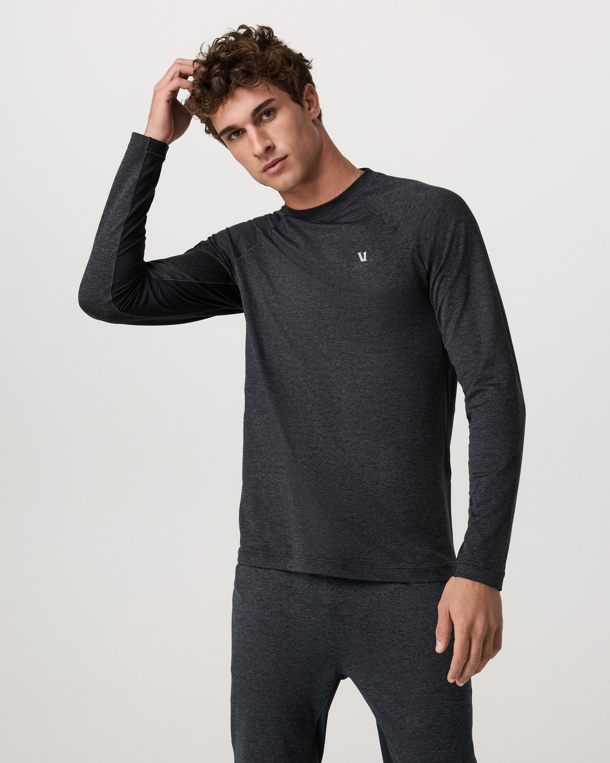 Long Sleeve Ponto Hybrid Baselayer Charcoal Heather | Vuori US