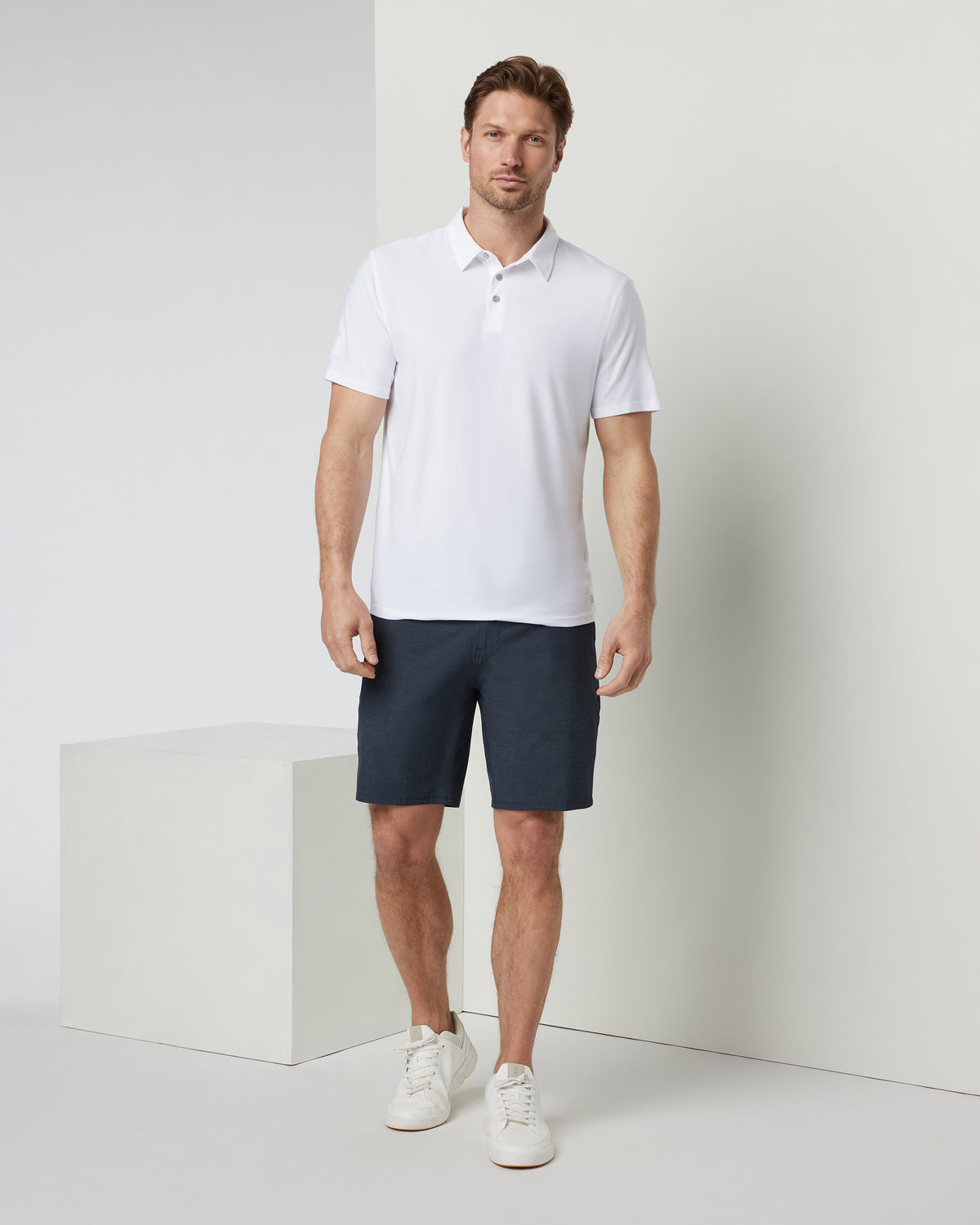 Strato Tech Polo Men's White Athletic Polo | Vuori Sale